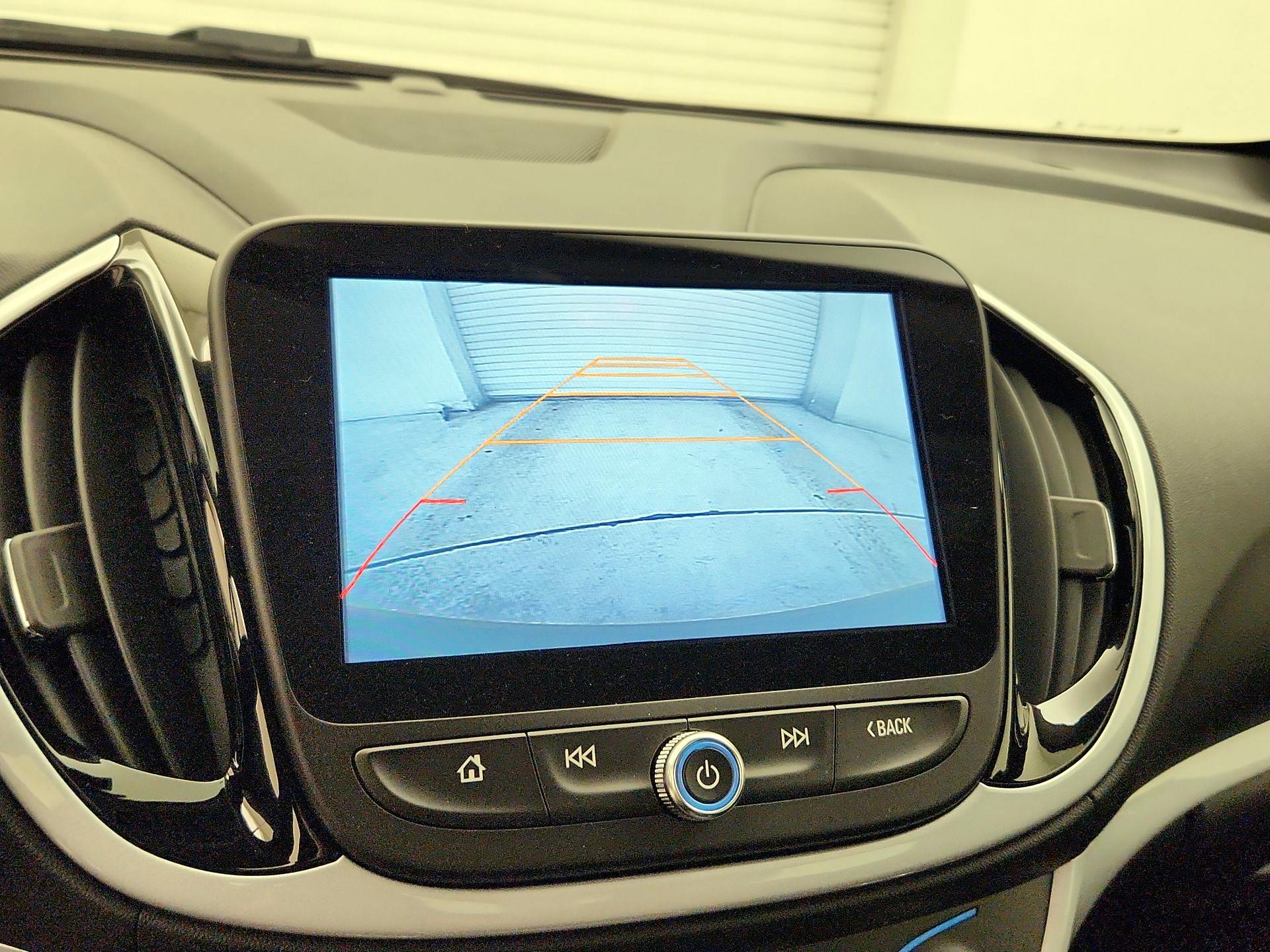 Thumbnail: 2017 Chevrolet Volt - 14