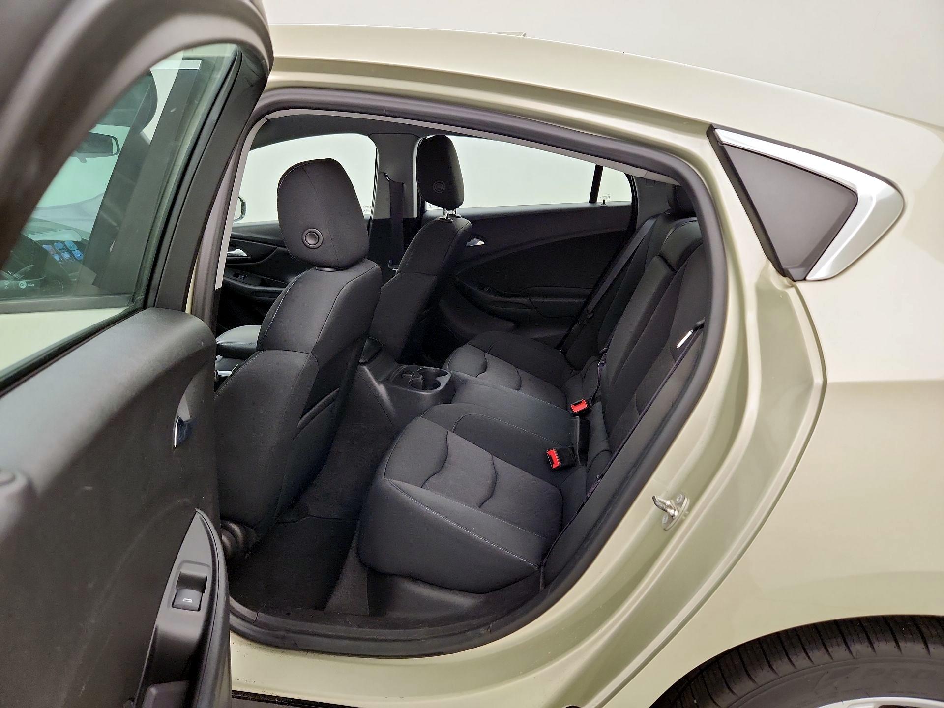 Thumbnail: 2017 Chevrolet Volt - 19