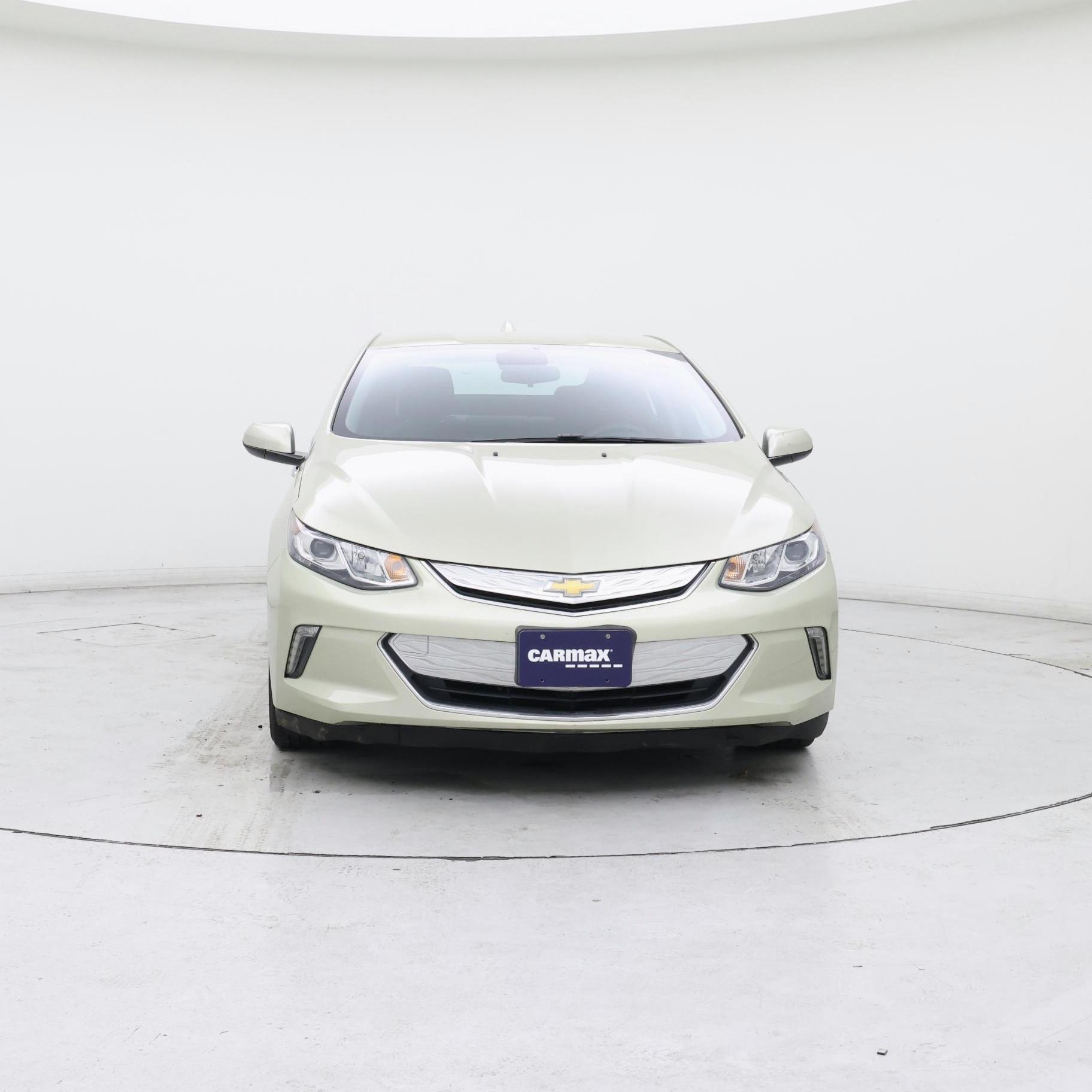 Thumbnail: 2017 Chevrolet Volt - 5