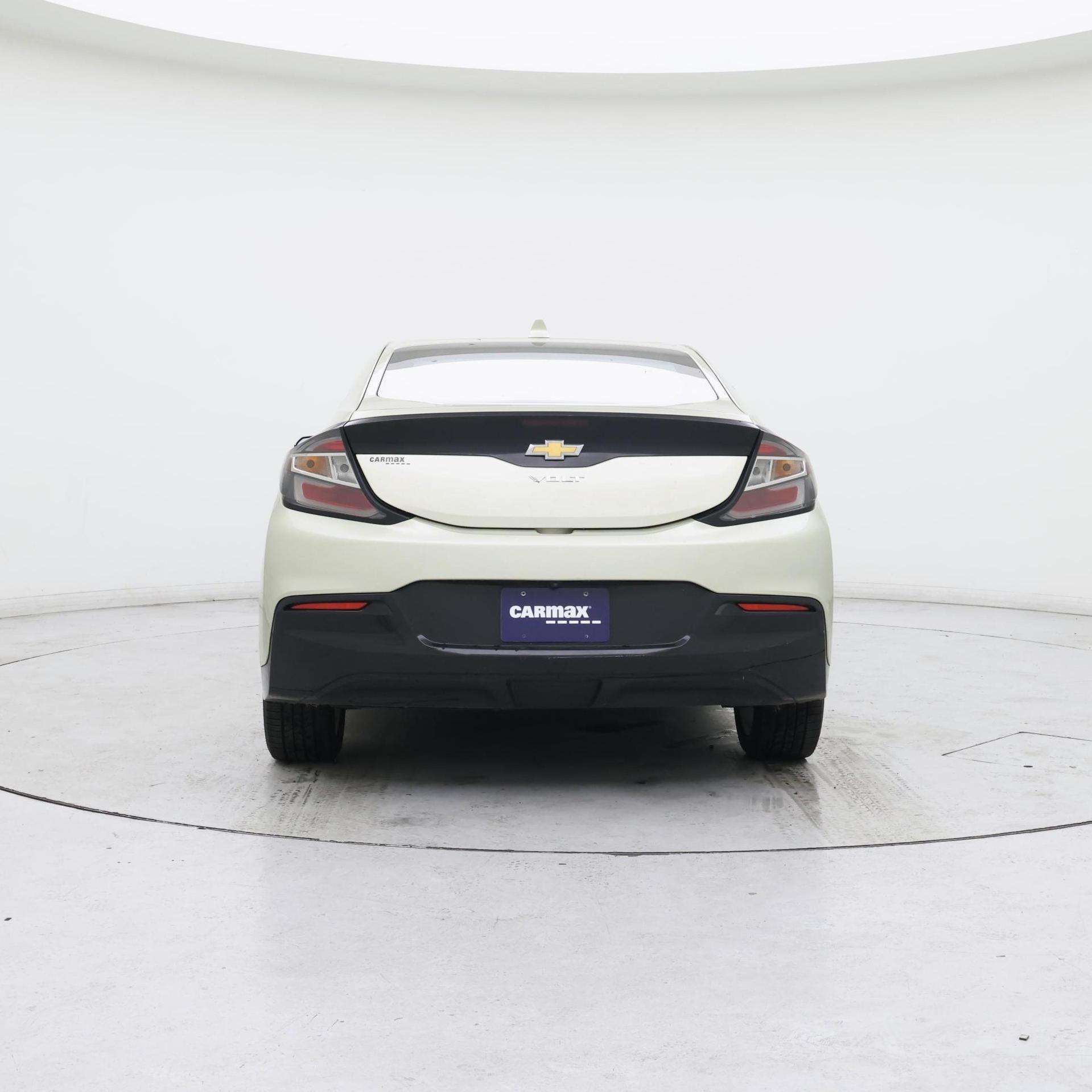 Thumbnail: 2017 Chevrolet Volt - 6