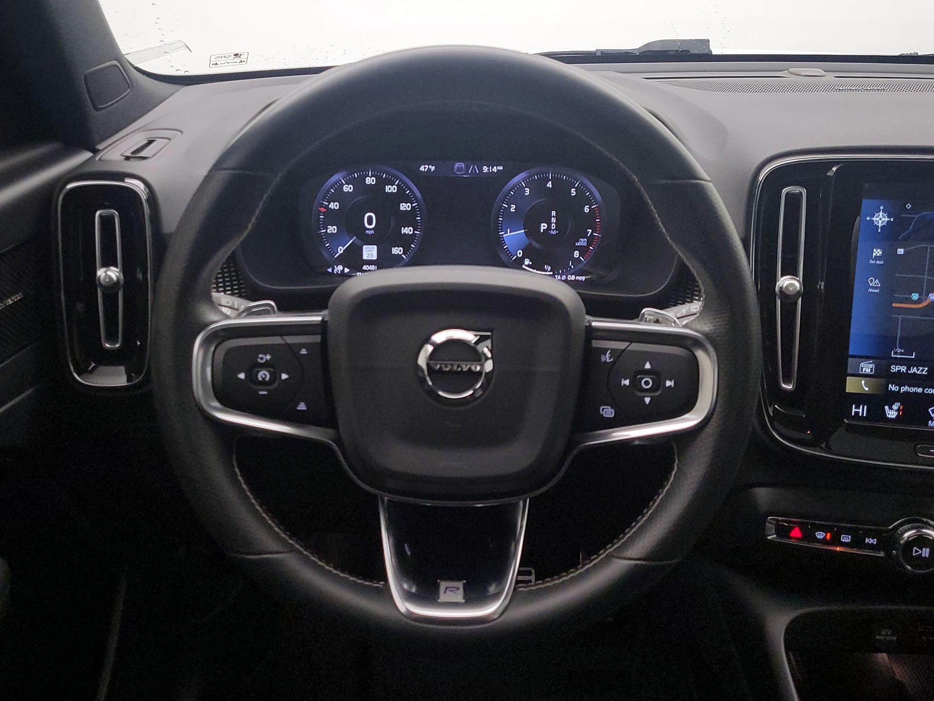 Thumbnail: 2020 Volvo XC40 - 10