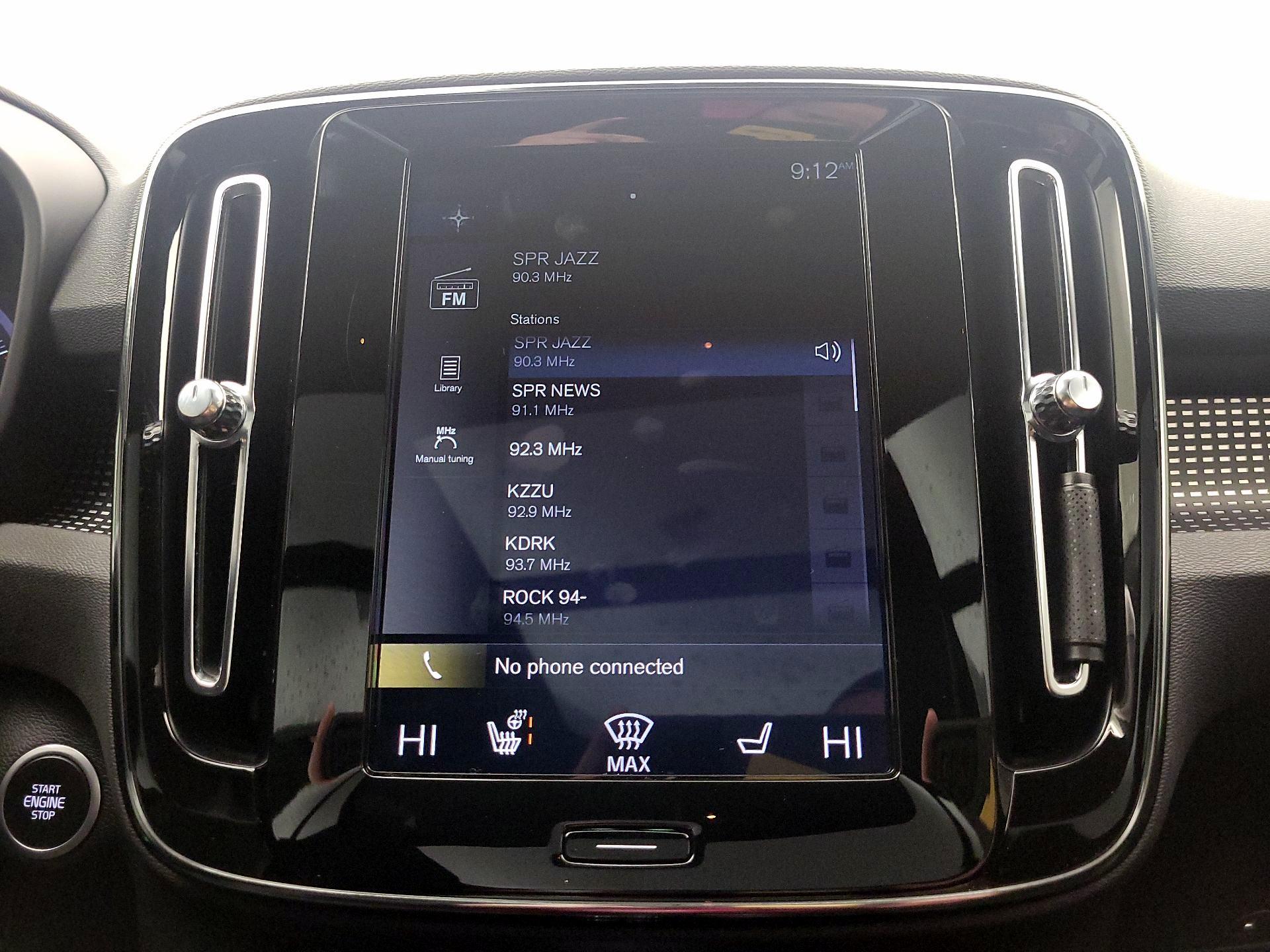 Thumbnail: 2020 Volvo XC40 - 16