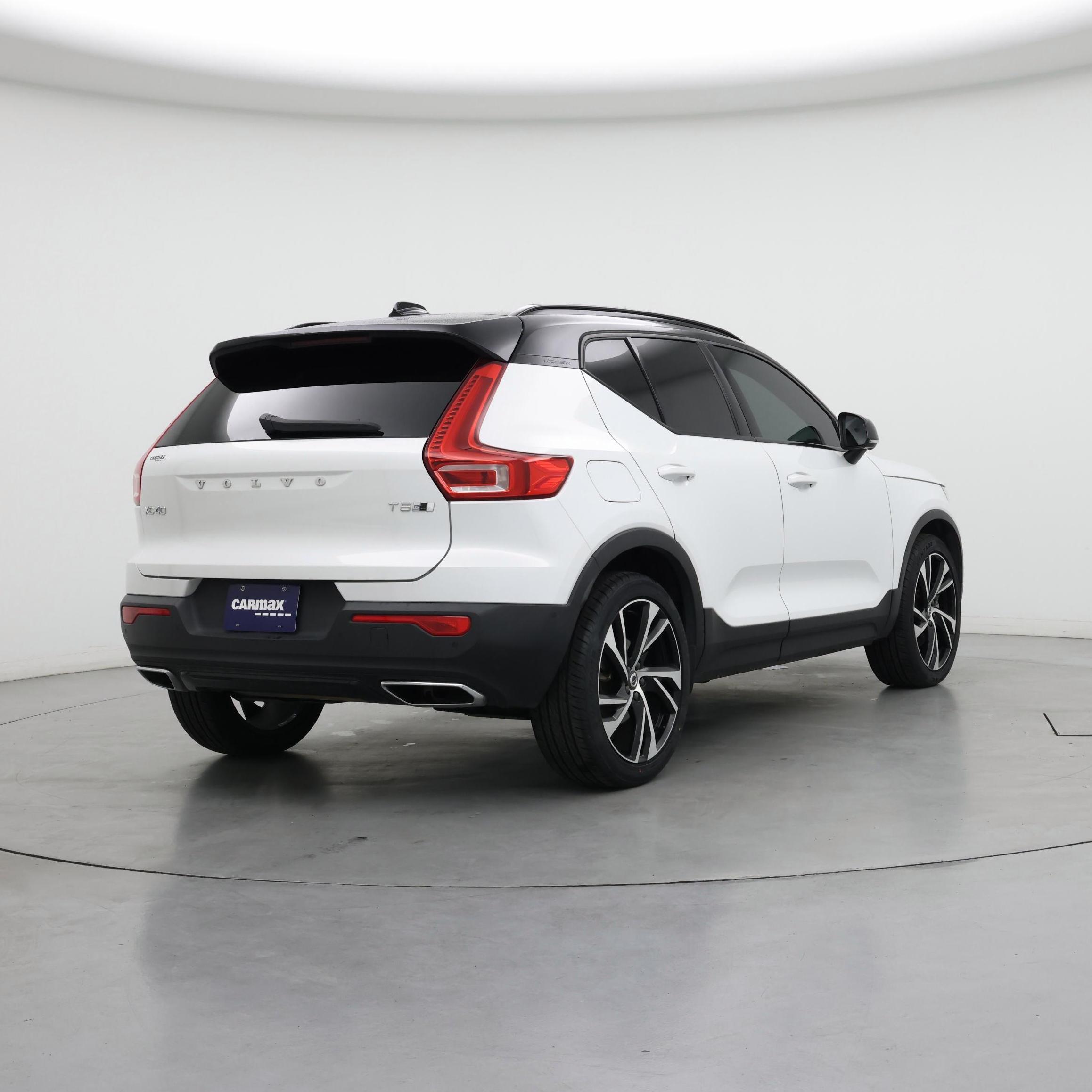 Thumbnail: 2020 Volvo XC40 - 8