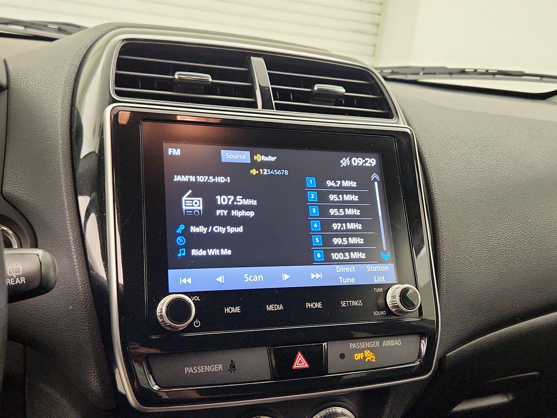 Thumbnail: 2020 Mitsubishi Outlander Sport - 15