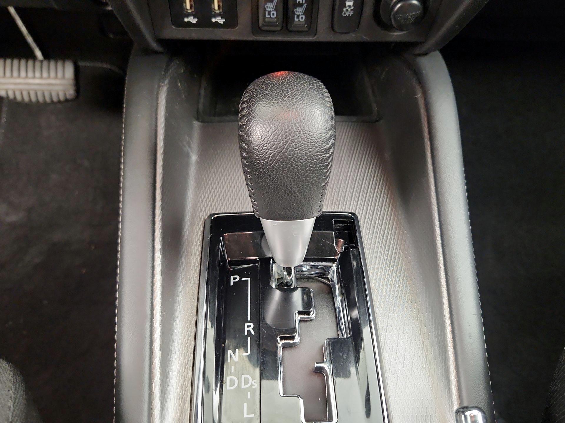 Thumbnail: 2020 Mitsubishi Outlander Sport - 17