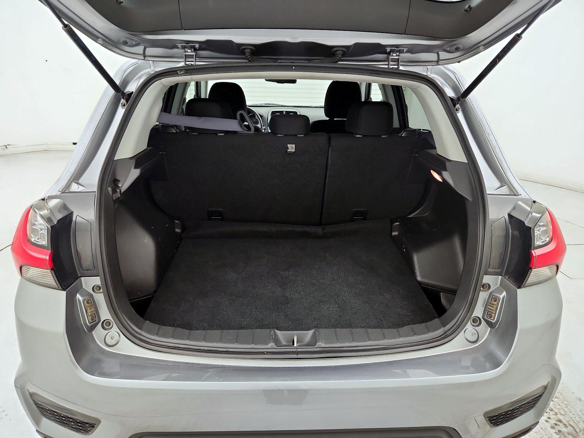 Thumbnail: 2020 Mitsubishi Outlander Sport - 20