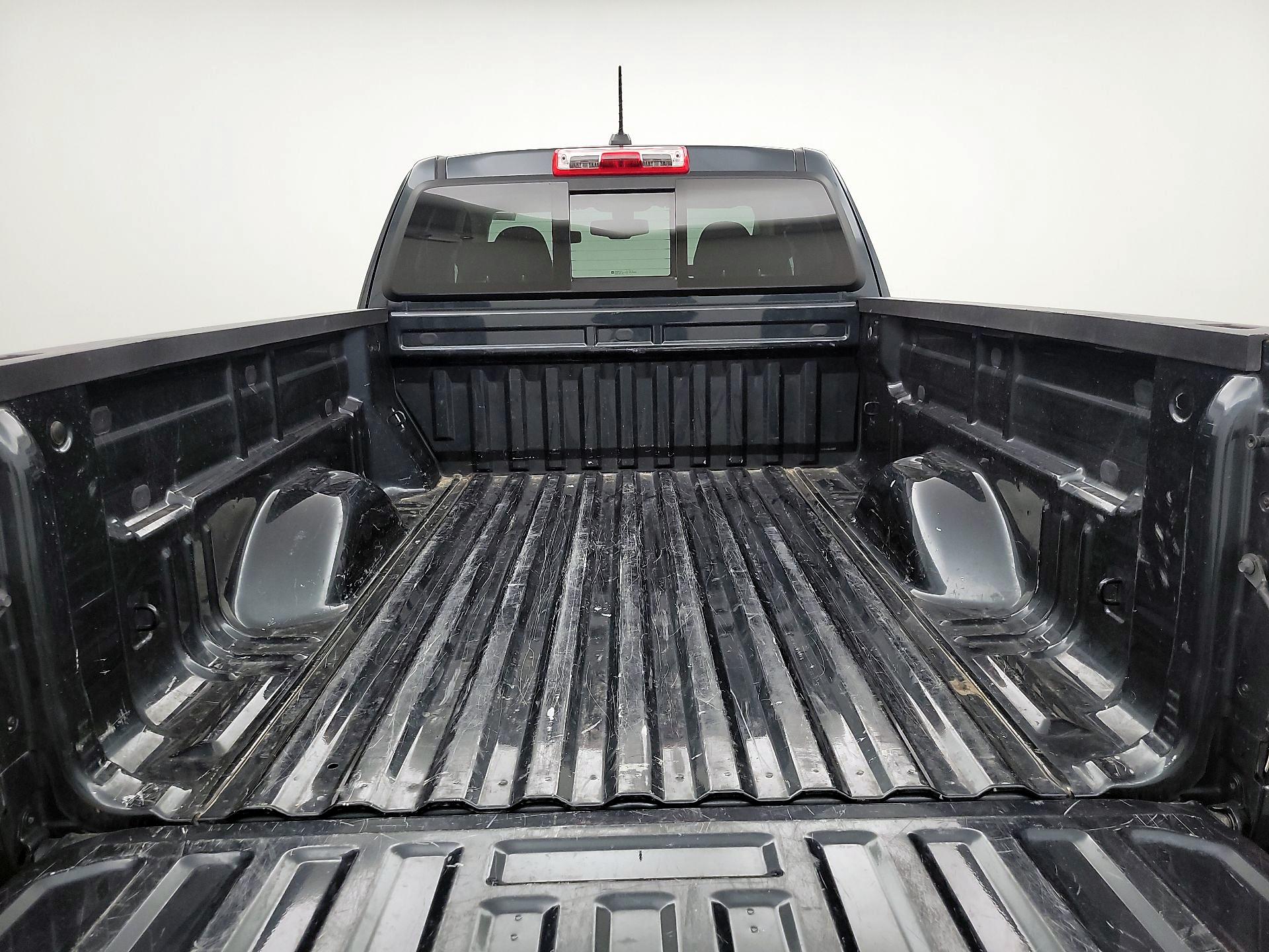 Thumbnail: 2018 Chevrolet Colorado - 20