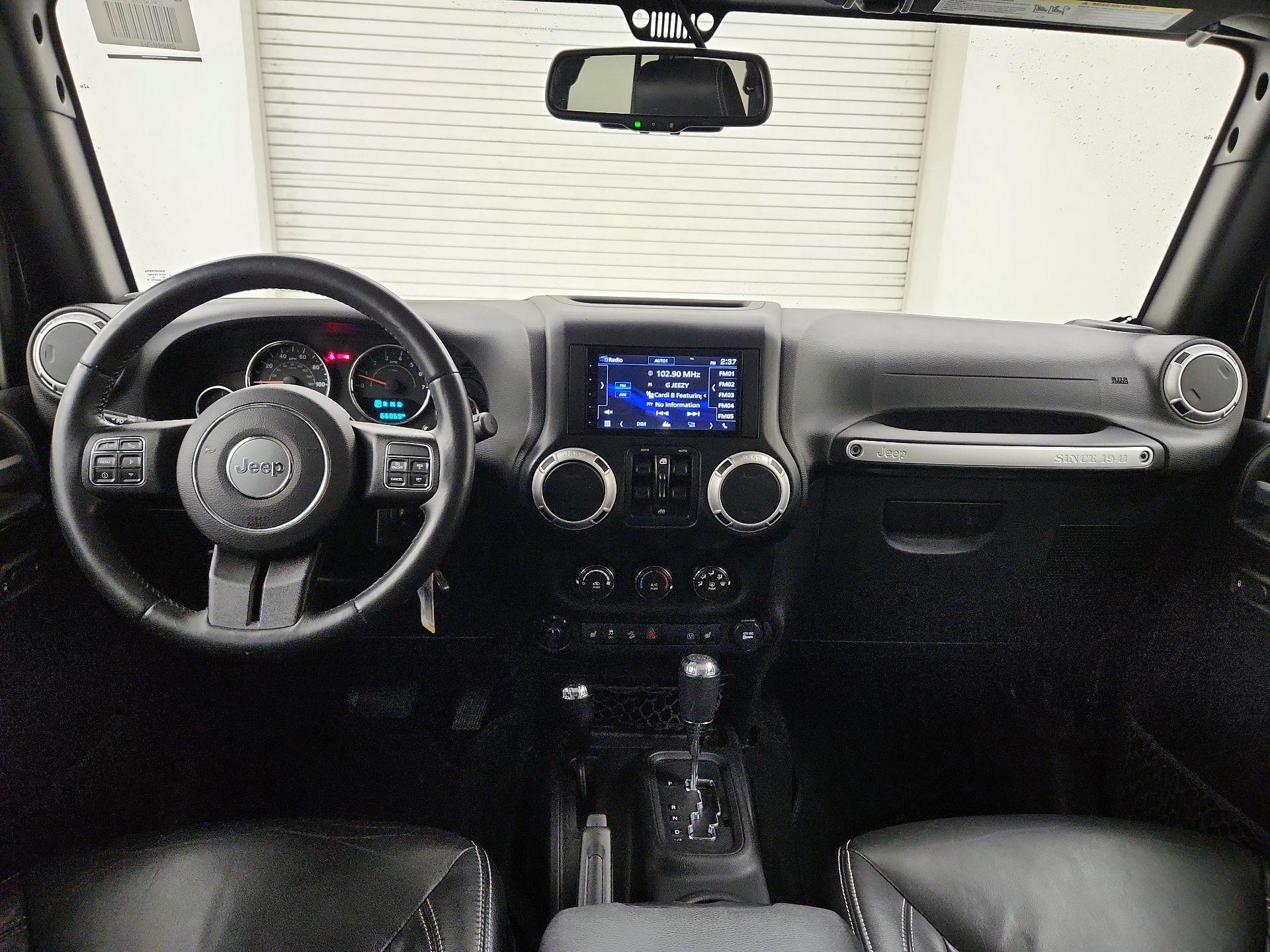 Thumbnail: 2016 Jeep Wrangler - 9