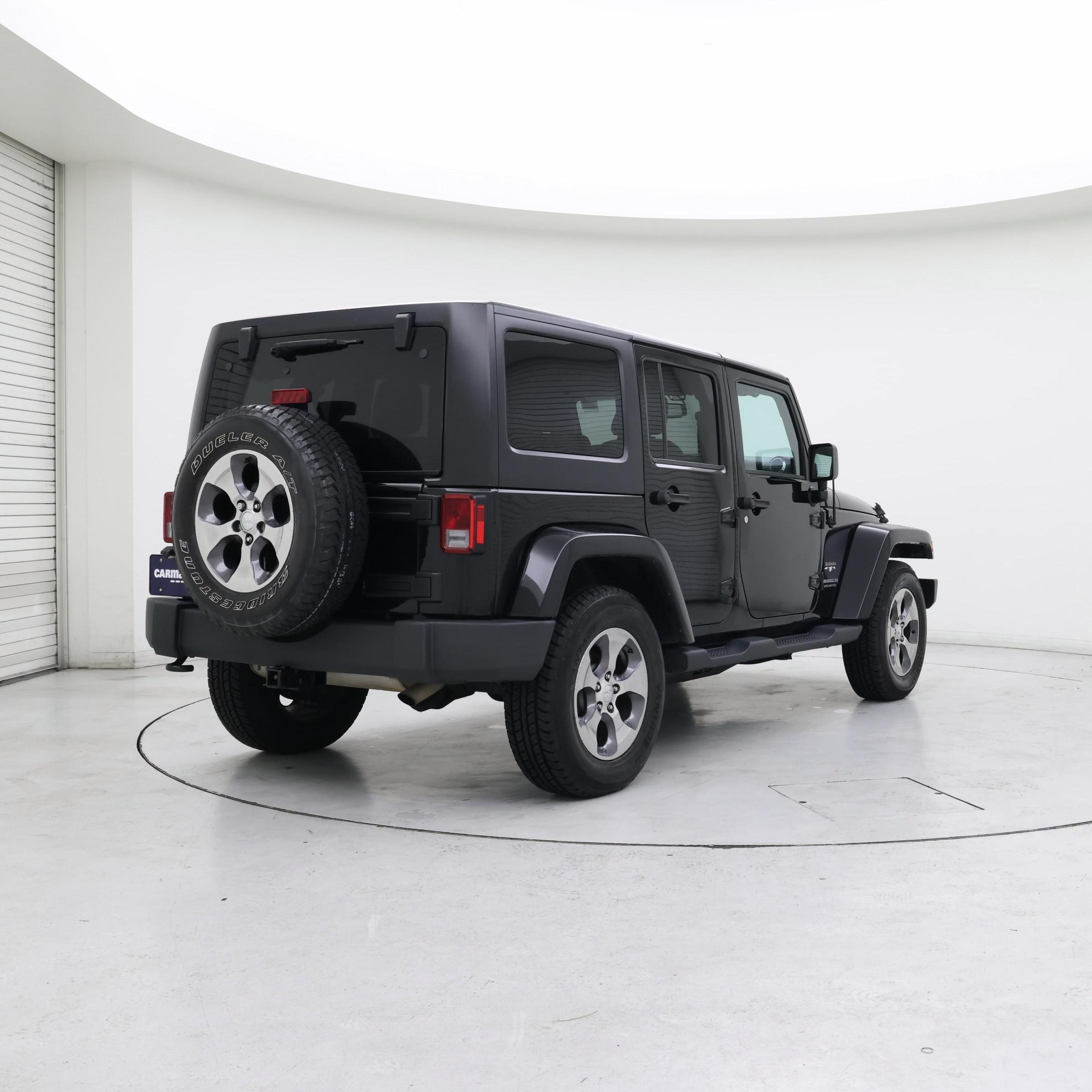 Thumbnail: 2016 Jeep Wrangler - 8