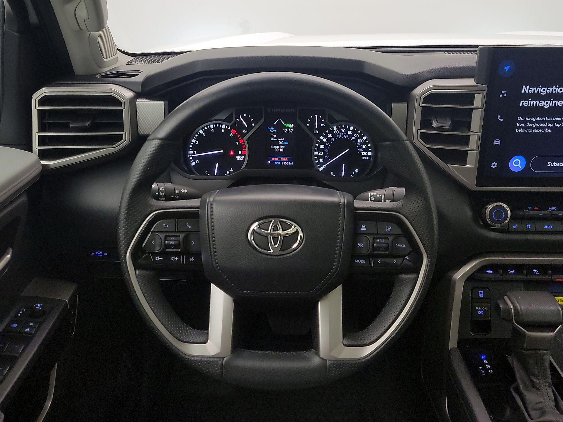 Thumbnail: 2022 Toyota Tundra - 10