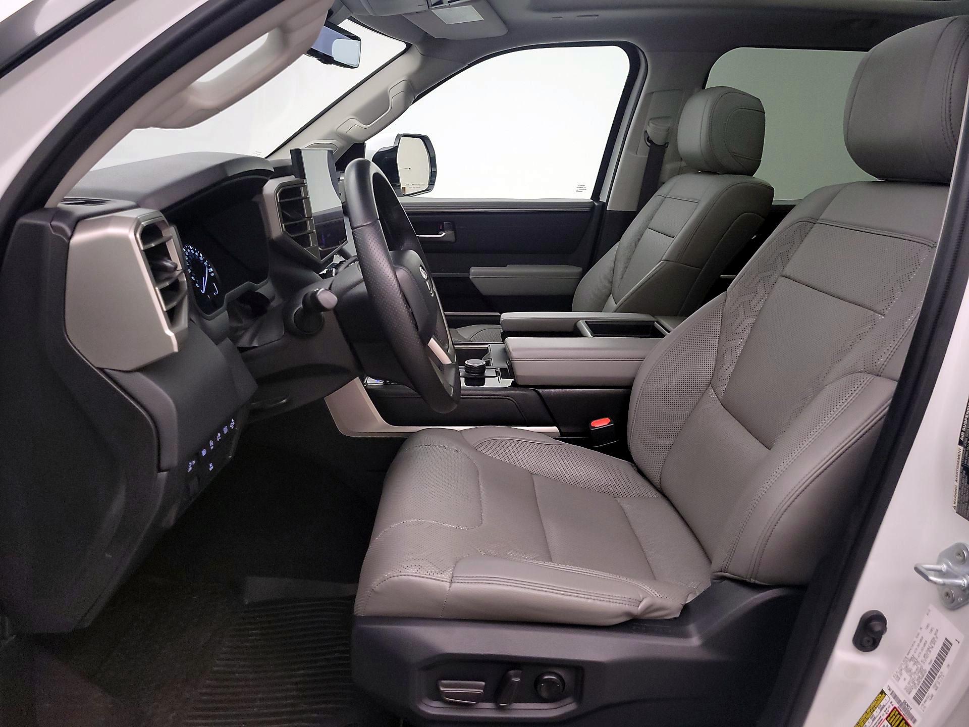 Thumbnail: 2022 Toyota Tundra - 11