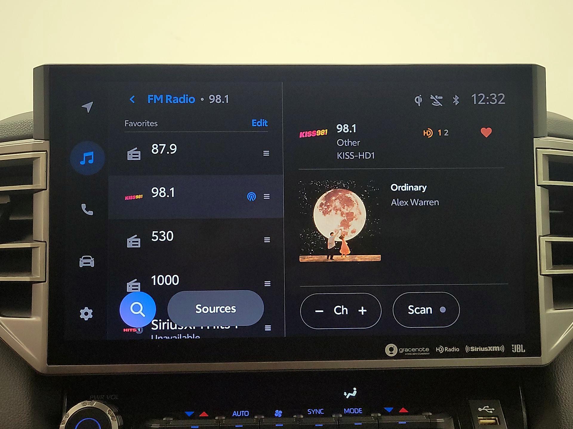 Thumbnail: 2022 Toyota Tundra - 16