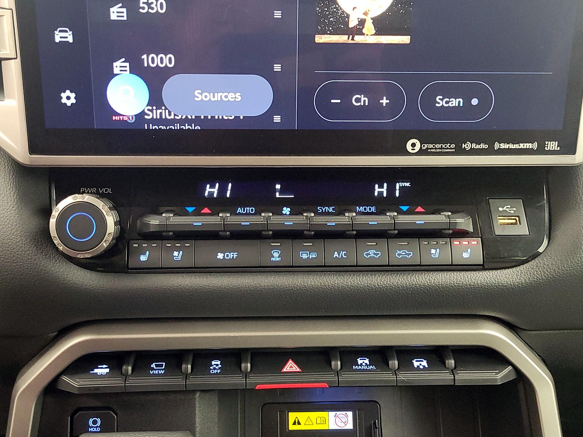 Thumbnail: 2022 Toyota Tundra - 17