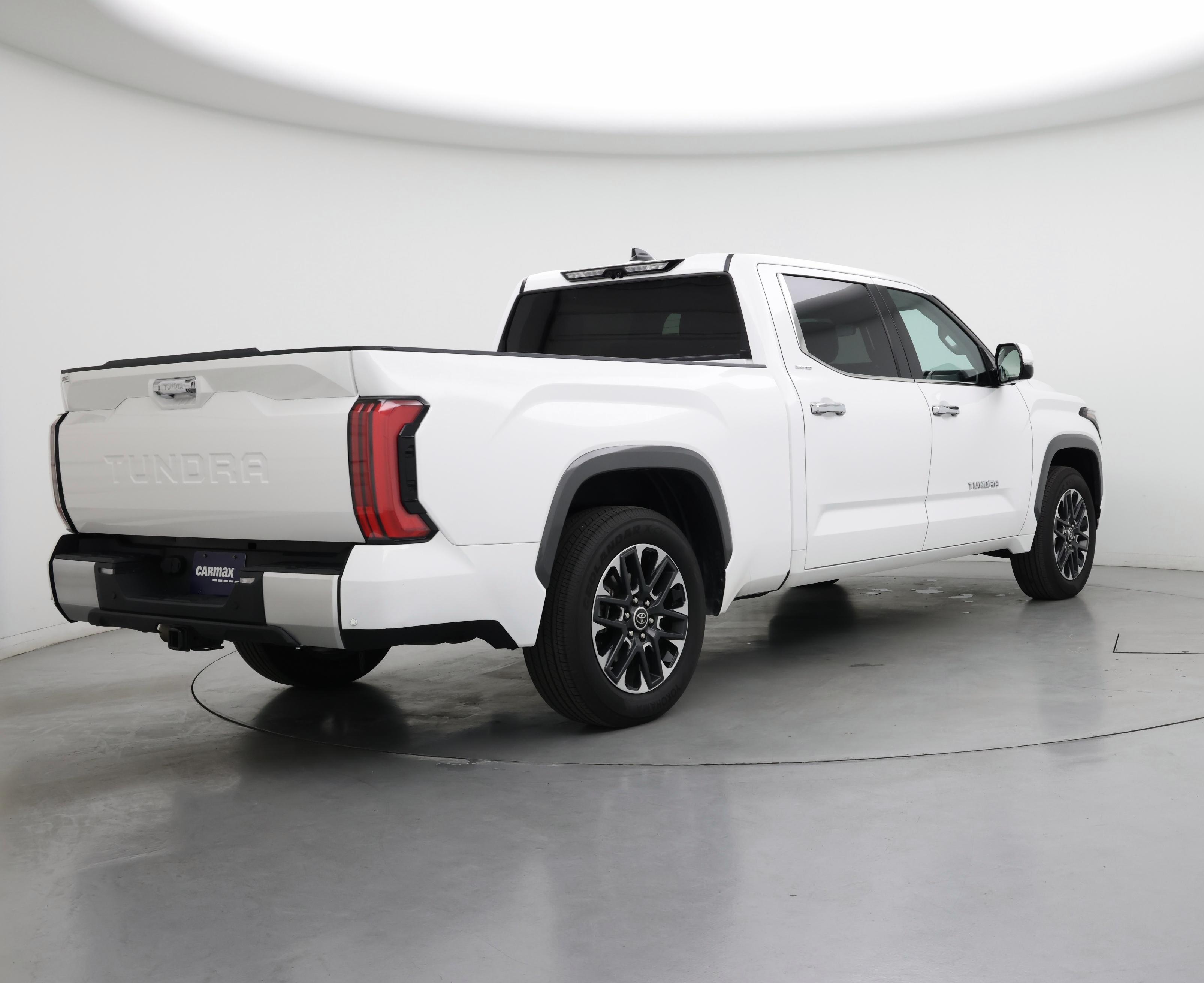 Thumbnail: 2022 Toyota Tundra - 8