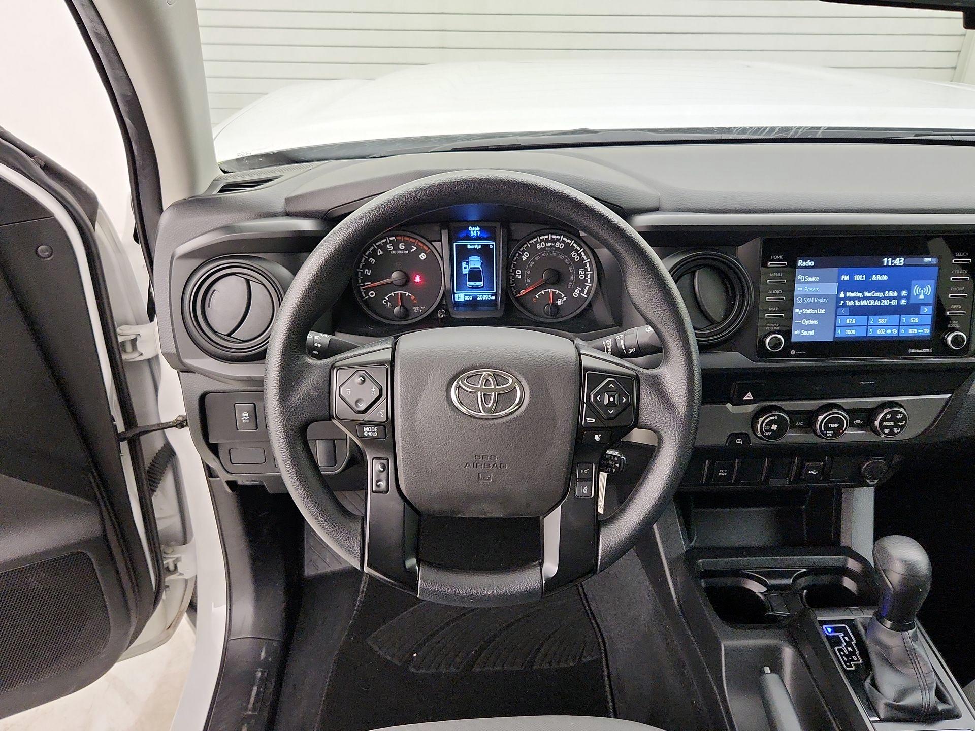 Thumbnail: 2022 Toyota Tacoma - 10