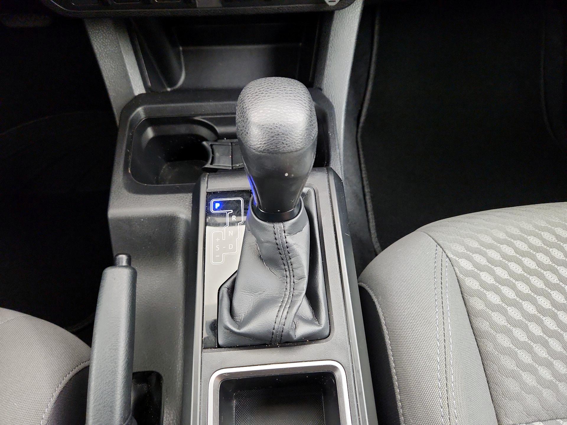 Thumbnail: 2022 Toyota Tacoma - 17