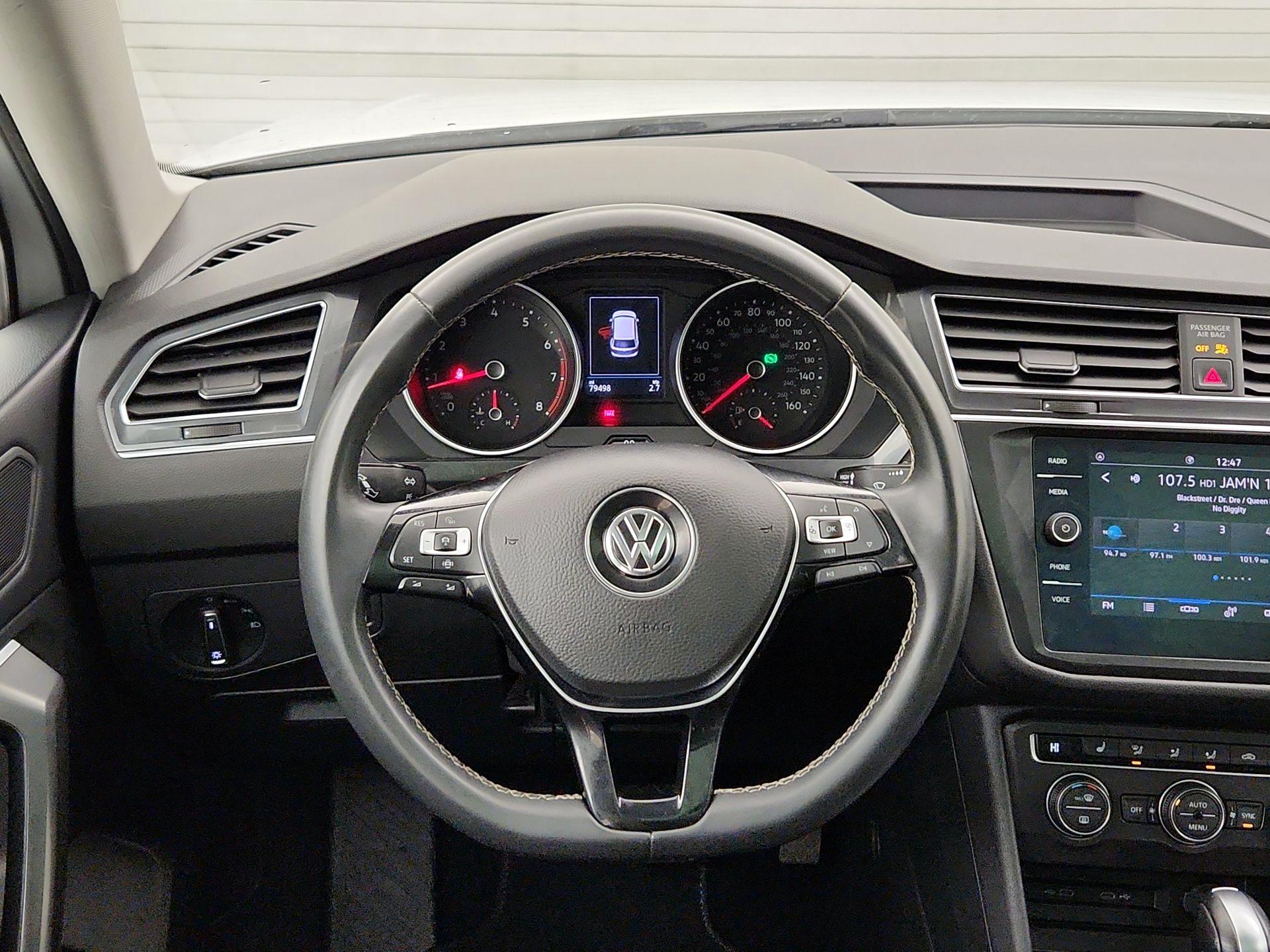 Thumbnail: 2021 Volkswagen Tiguan - 10