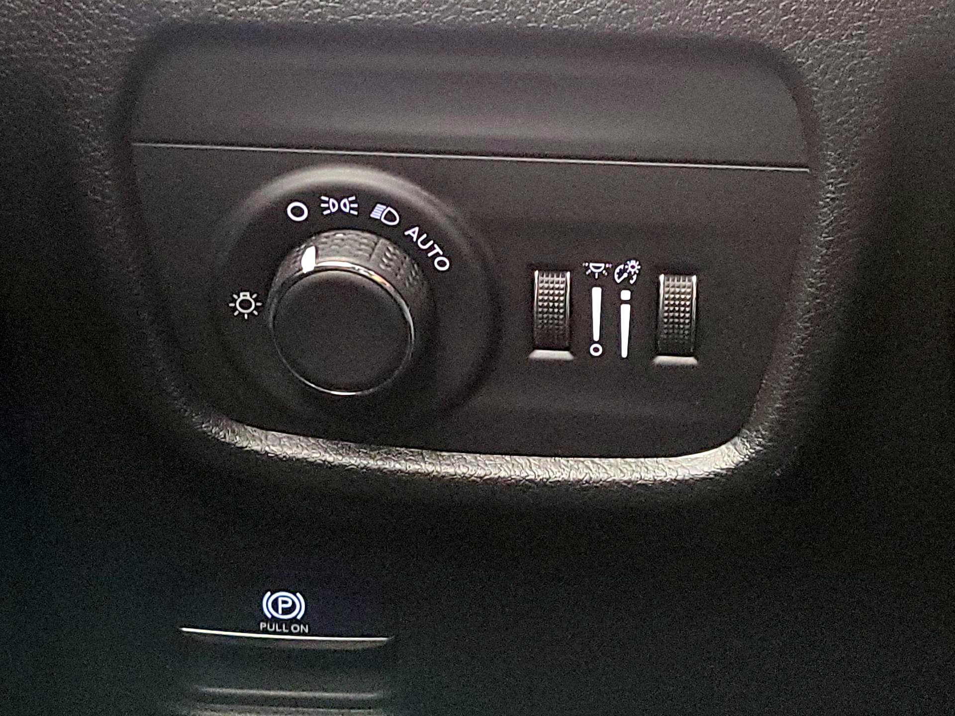 Thumbnail: 2023 Jeep Grand Cherokee L - 13