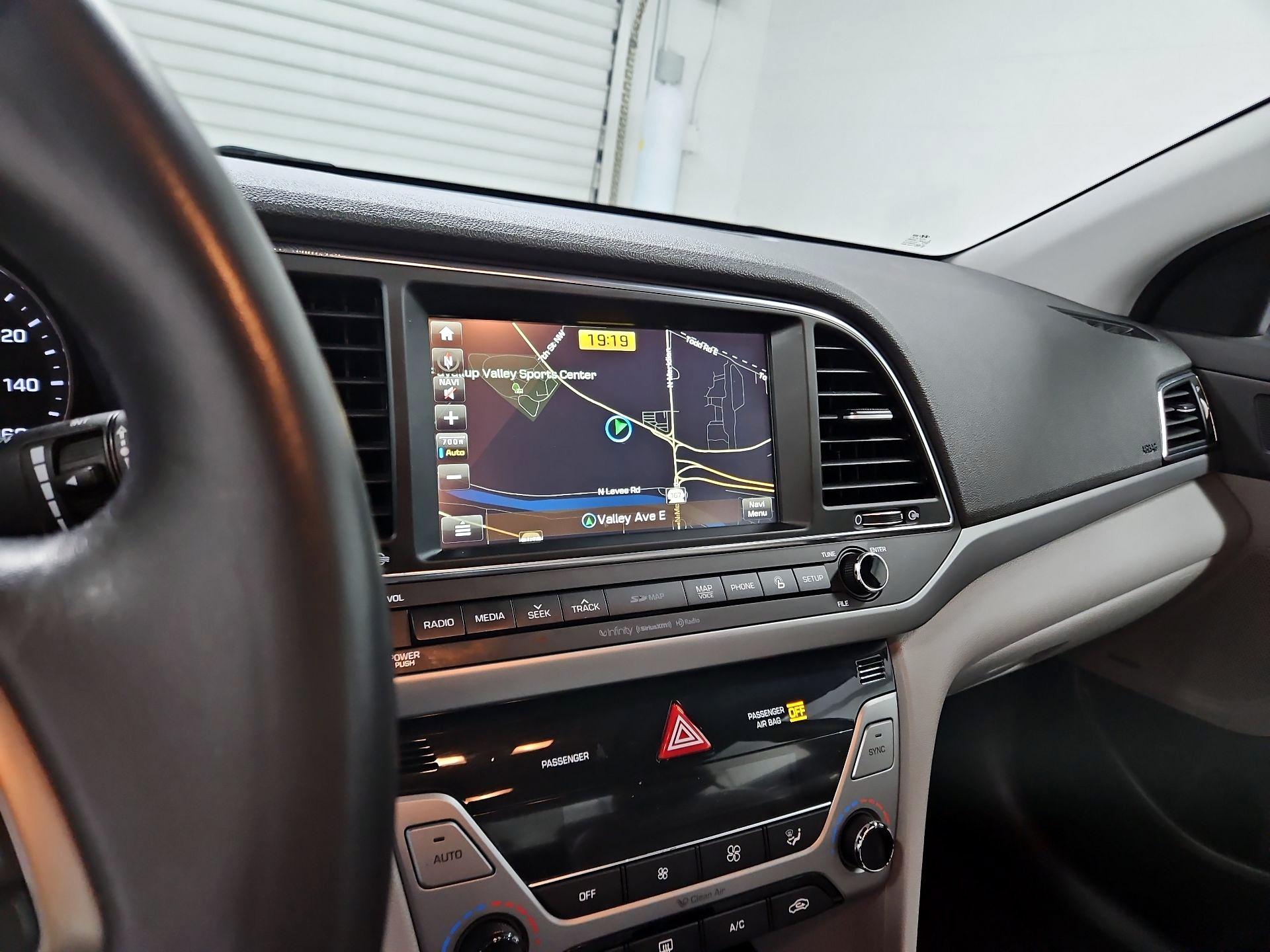 Thumbnail: 2017 Hyundai Elantra - 14