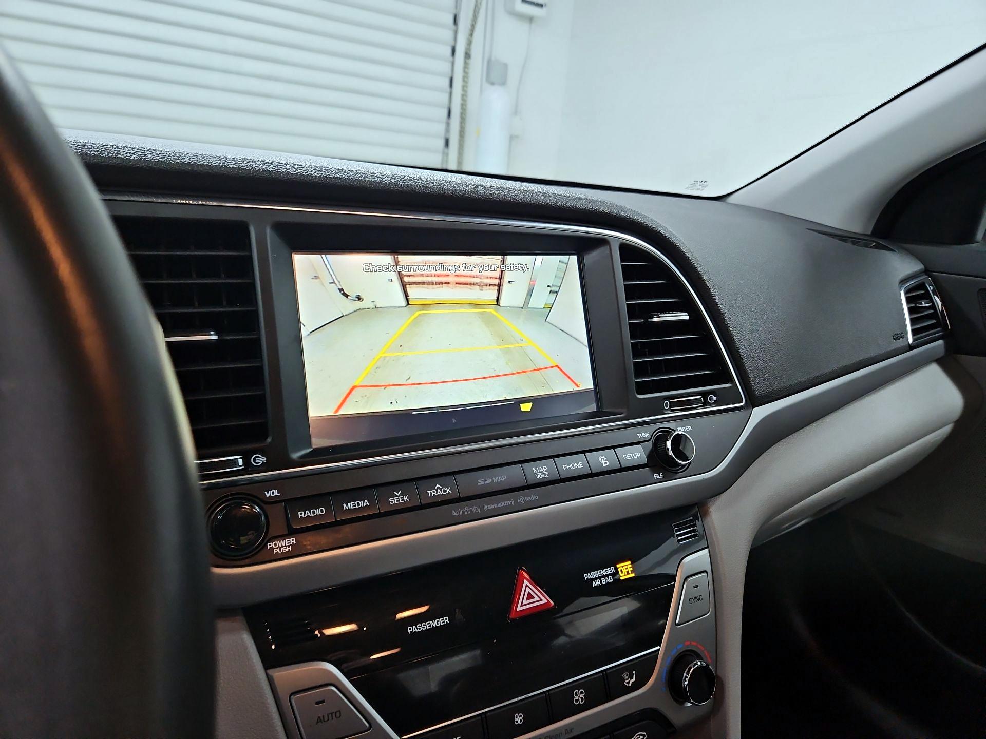 Thumbnail: 2017 Hyundai Elantra - 15