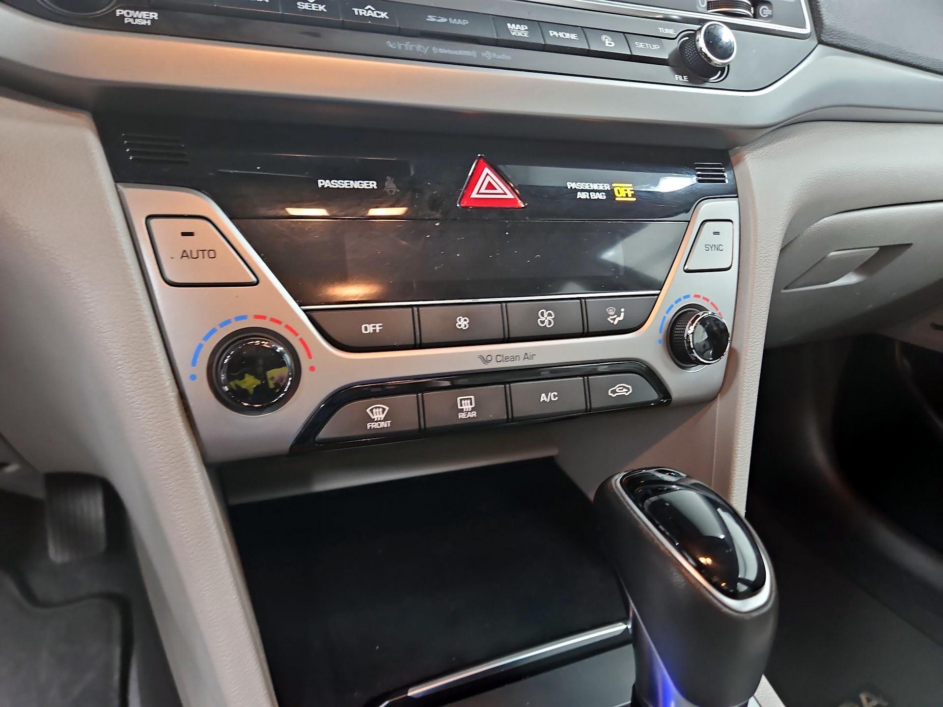 Thumbnail: 2017 Hyundai Elantra - 17