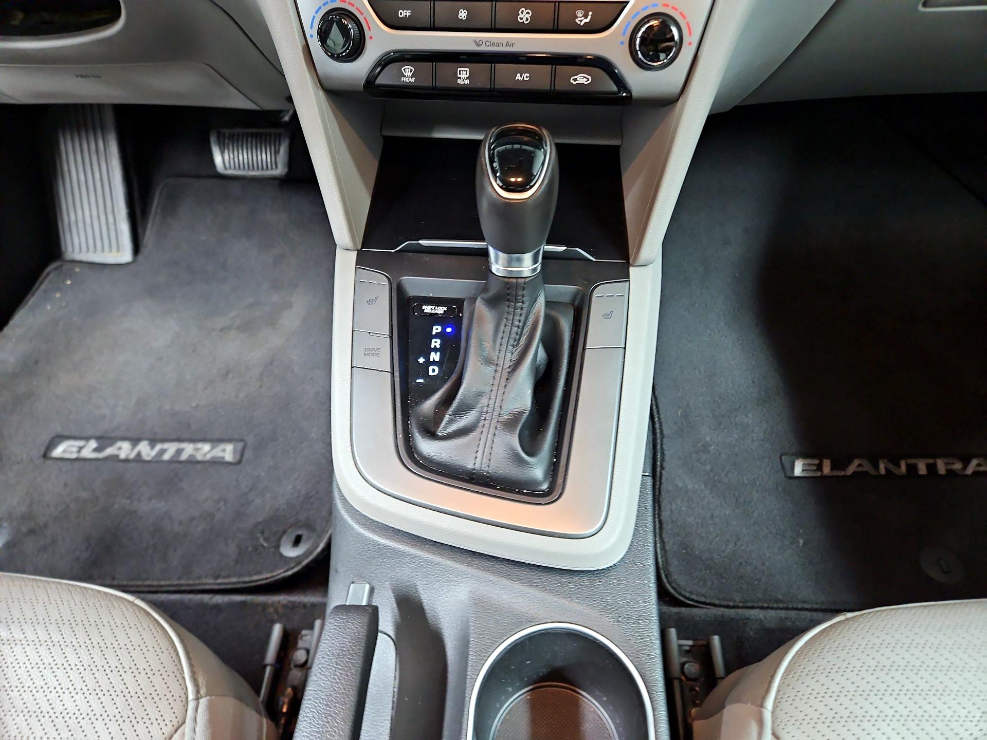 Thumbnail: 2017 Hyundai Elantra - 18