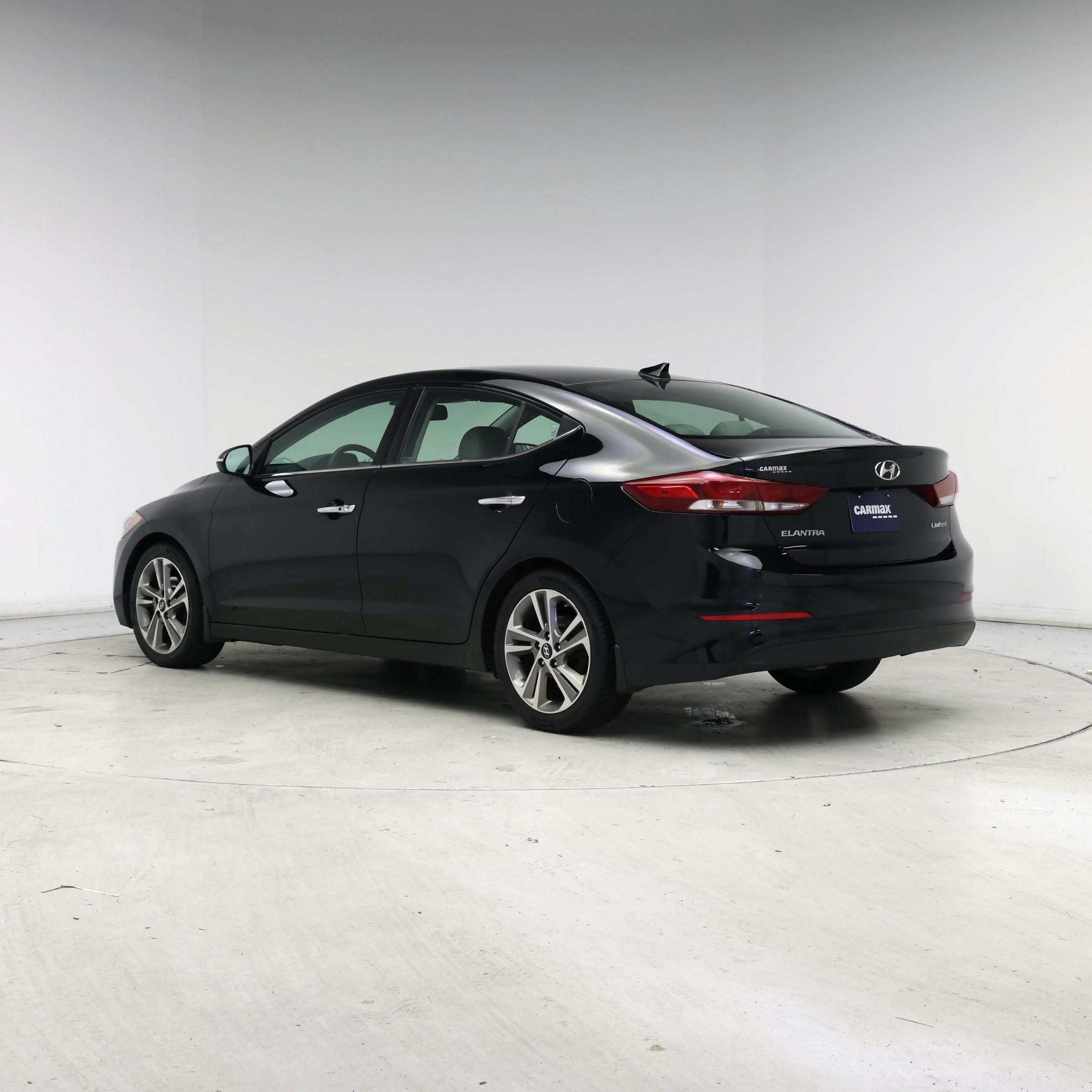 Thumbnail: 2017 Hyundai Elantra - 2