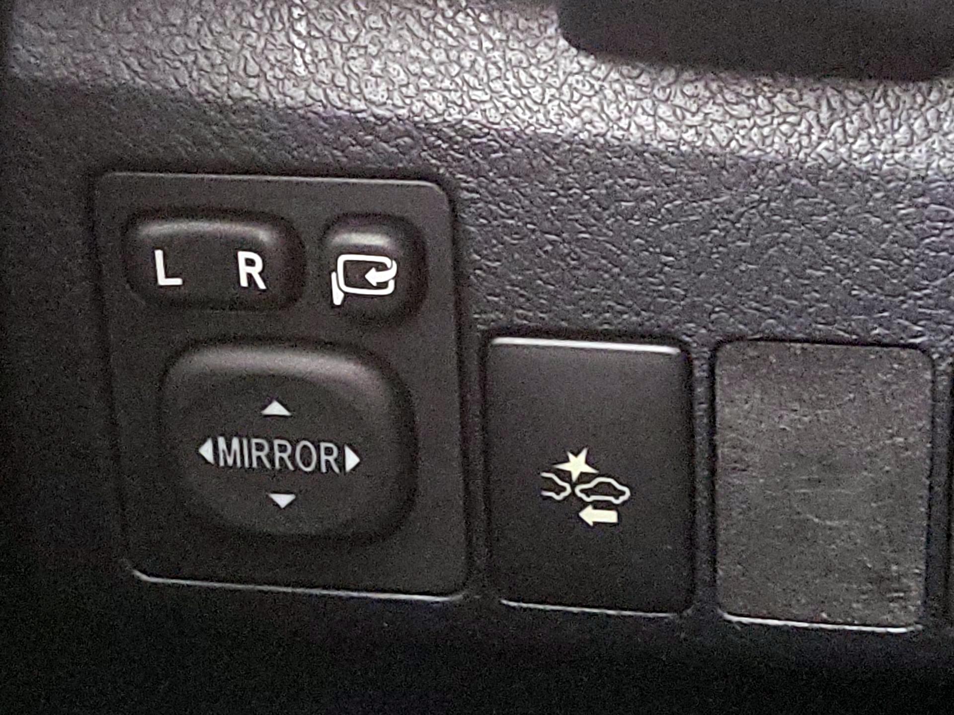 Thumbnail: 2018 Toyota Corolla iM - 13