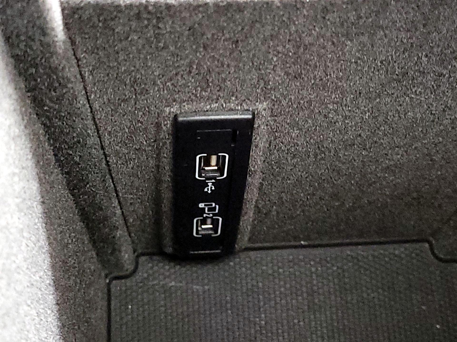 Thumbnail: 2019 Mercedes-Benz GLS - 19