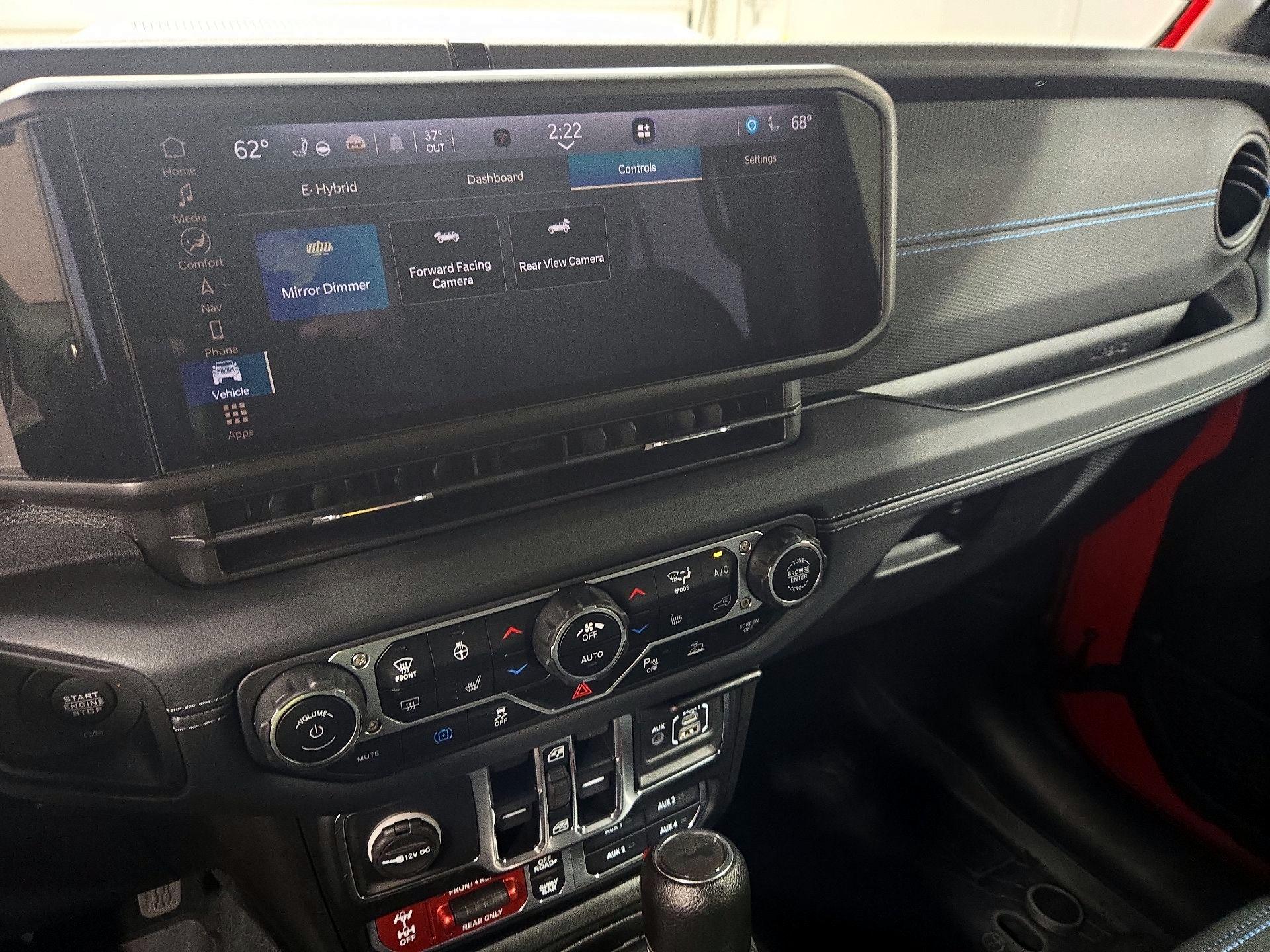 Thumbnail: 2024 Jeep Wrangler - 17