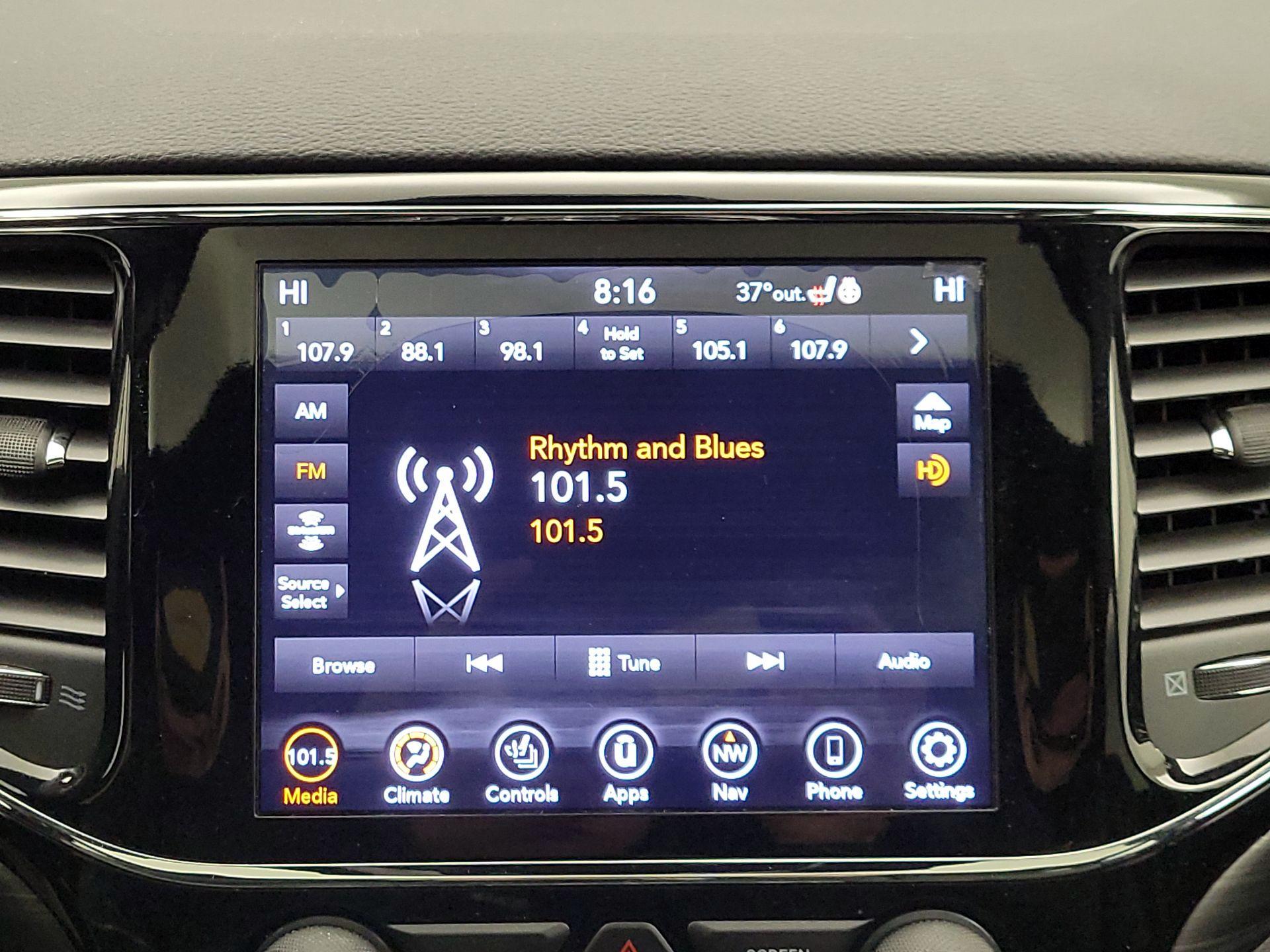 Thumbnail: 2020 Jeep Grand Cherokee - 16