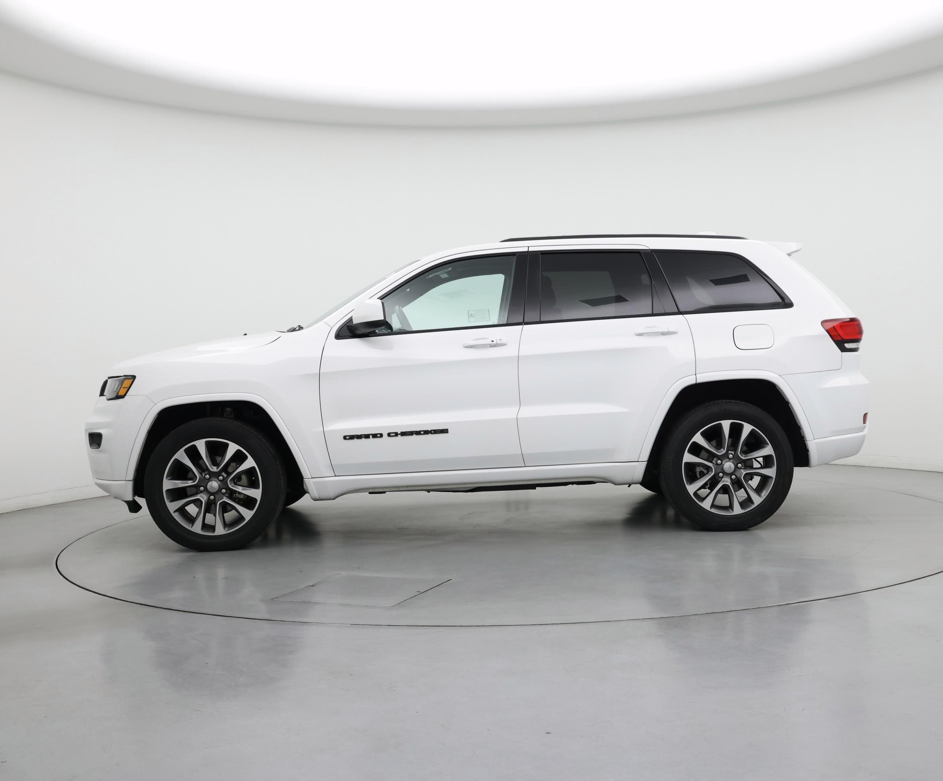 Thumbnail: 2020 Jeep Grand Cherokee - 3