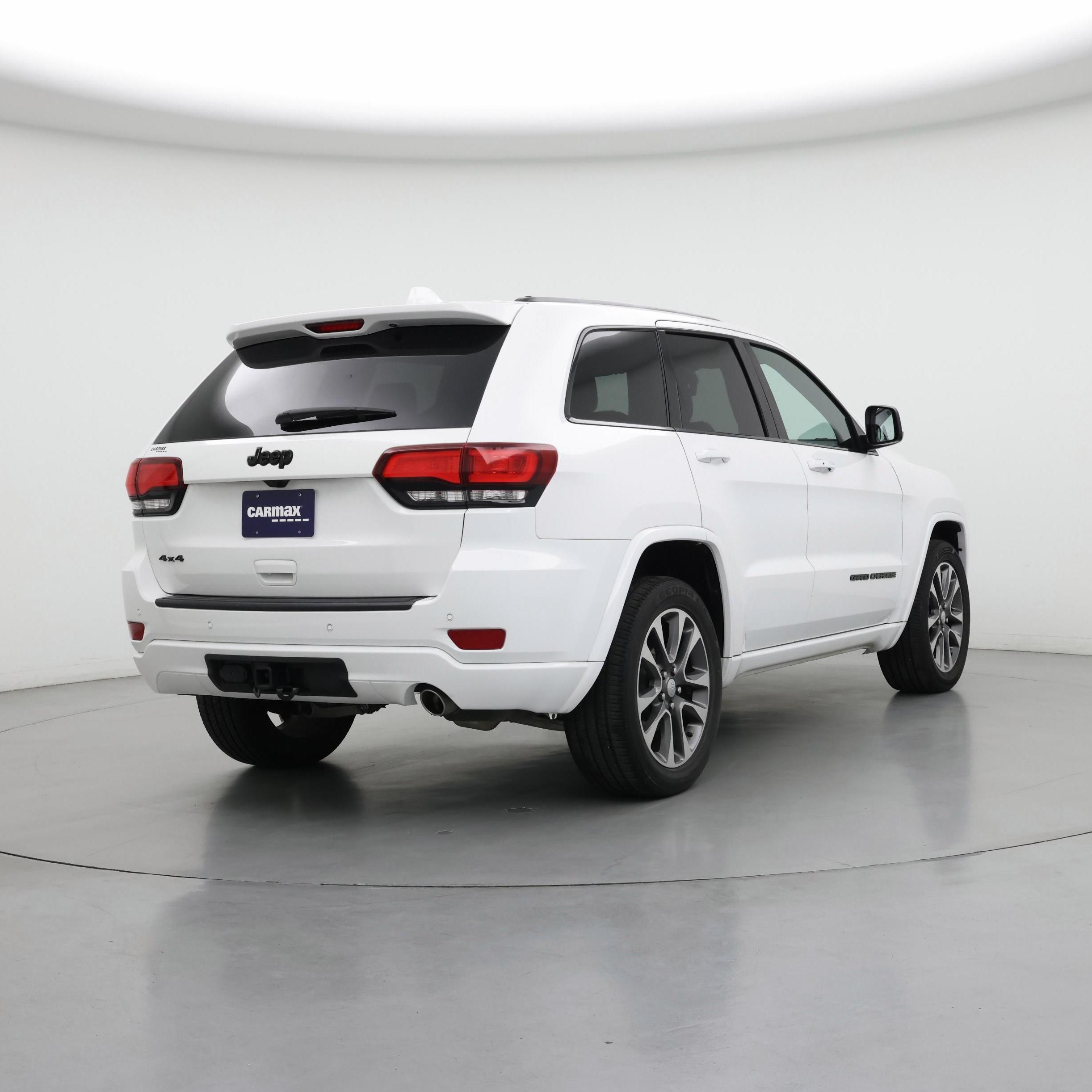 Thumbnail: 2020 Jeep Grand Cherokee - 8