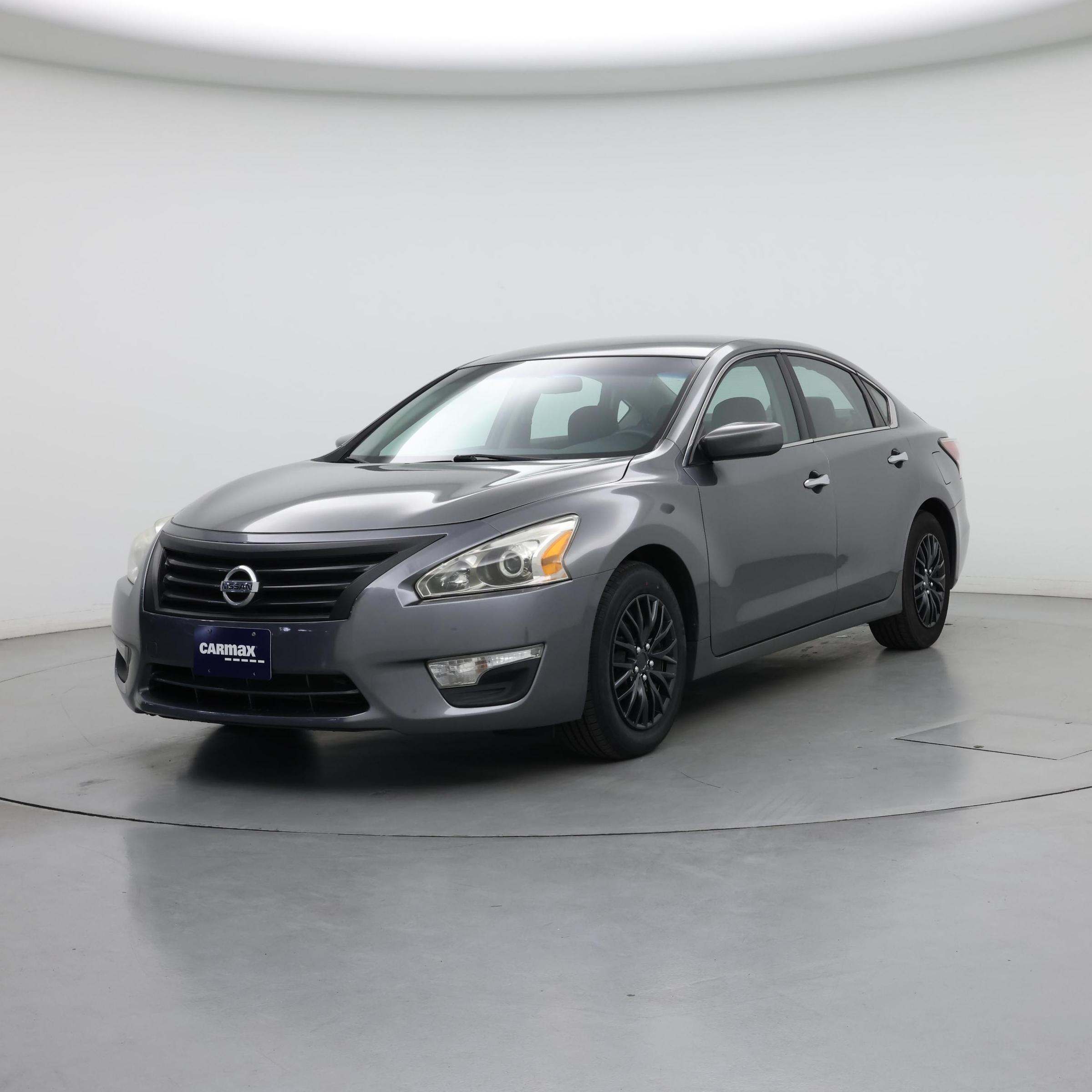 Thumbnail: 2015 Nissan Altima - 4