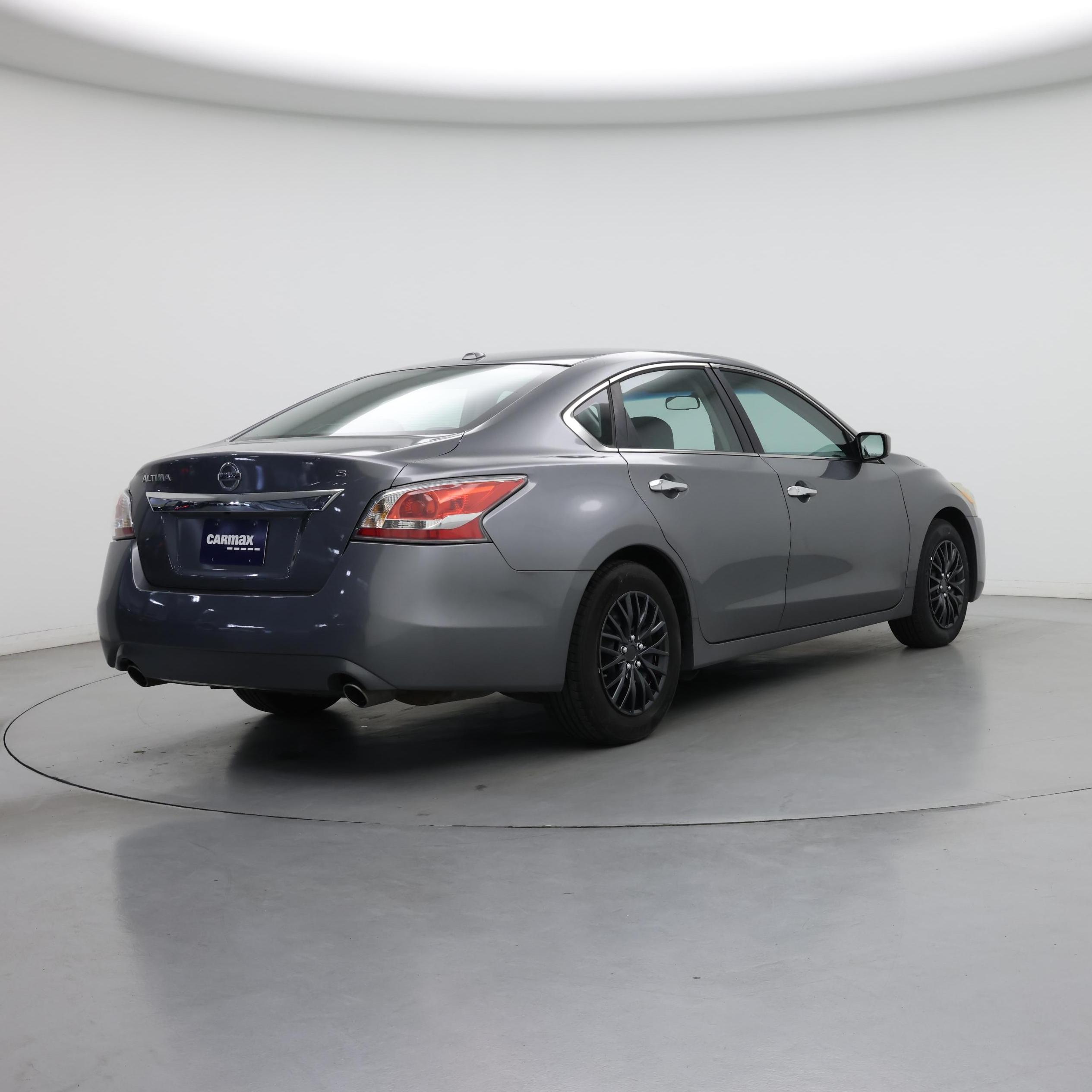 Thumbnail: 2015 Nissan Altima - 8