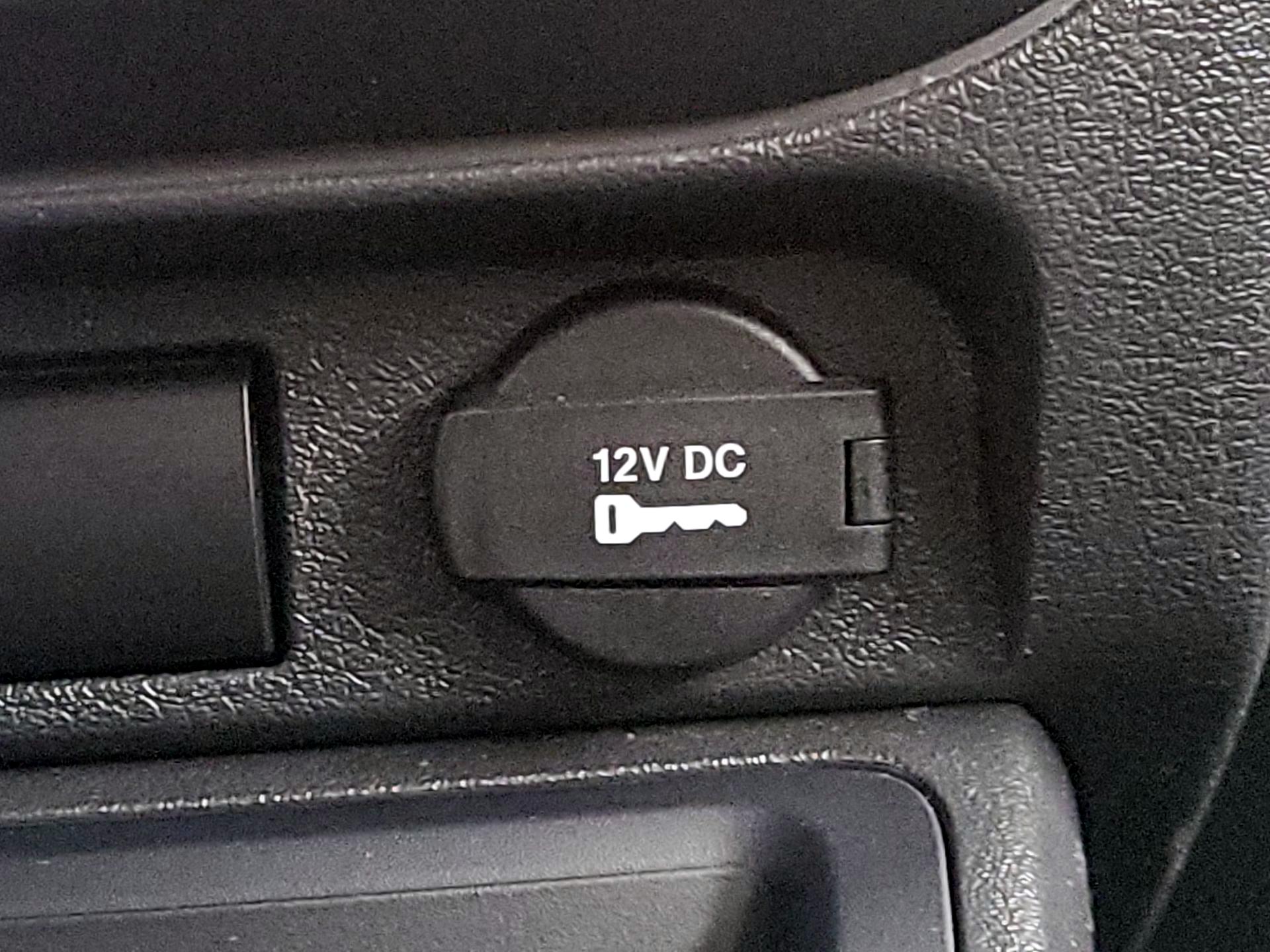 Thumbnail: 2017 Jeep Patriot - 16