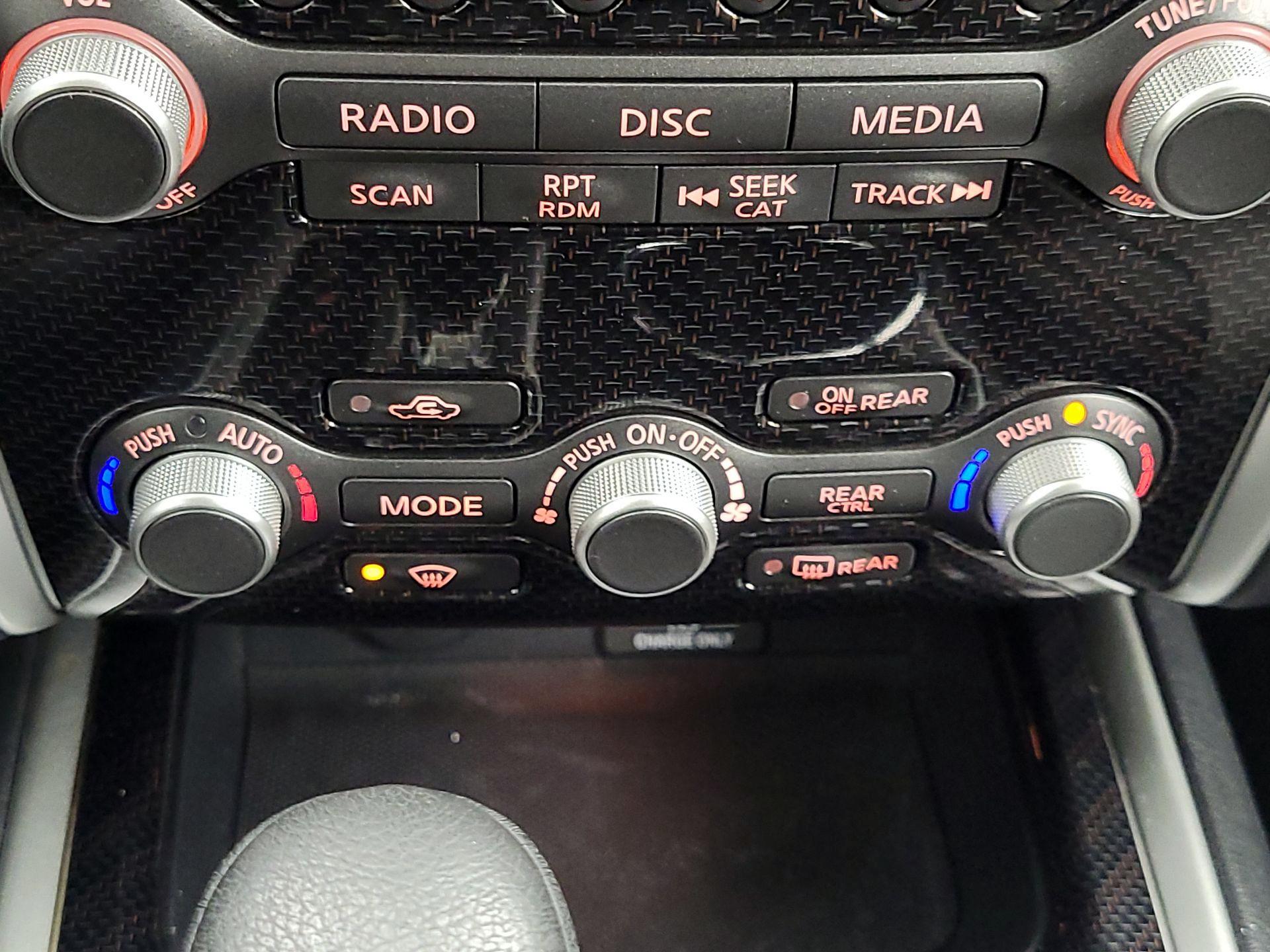 Thumbnail: 2019 Nissan Pathfinder - 17