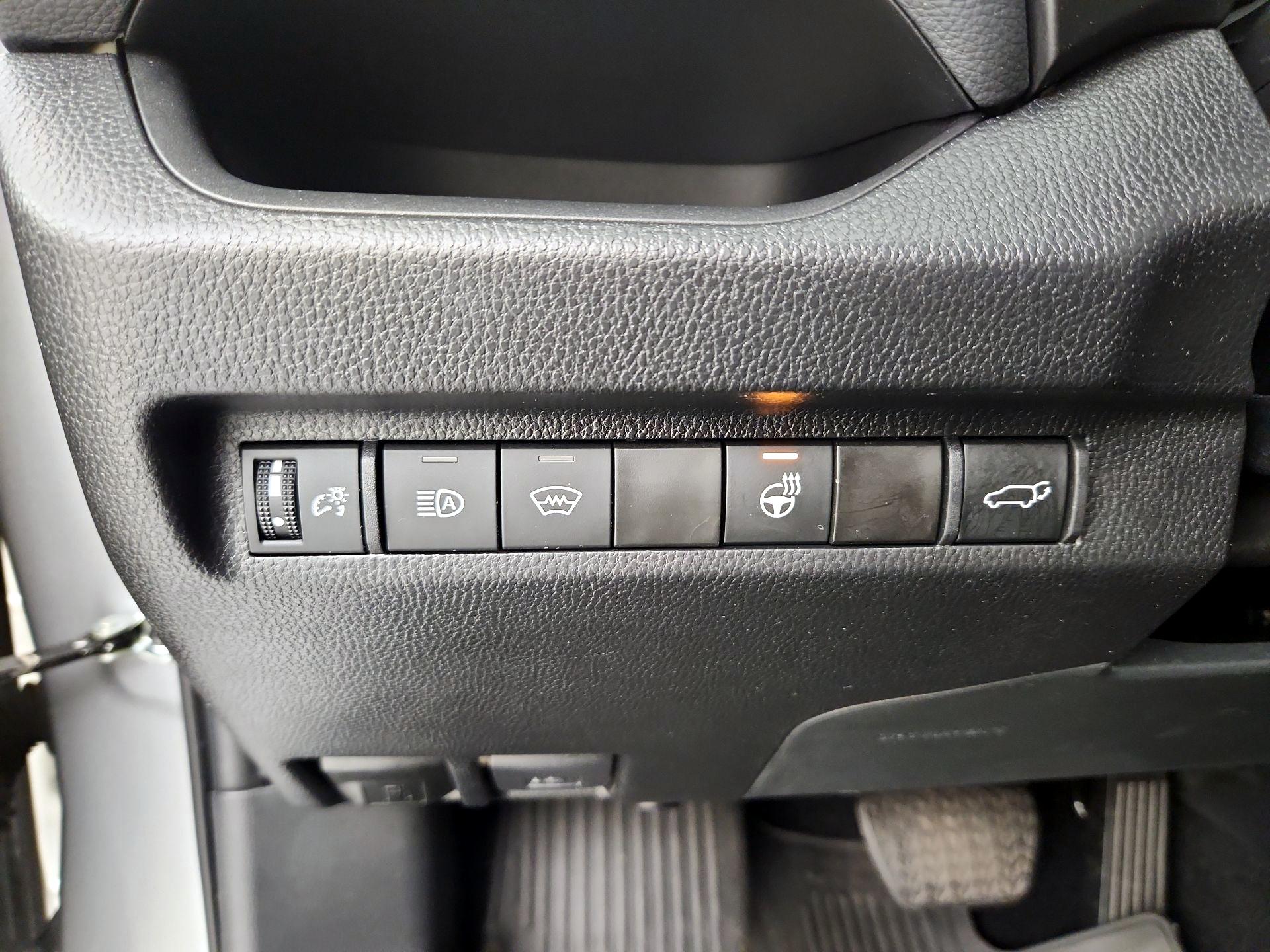 Thumbnail: 2024 Toyota RAV4 - 13