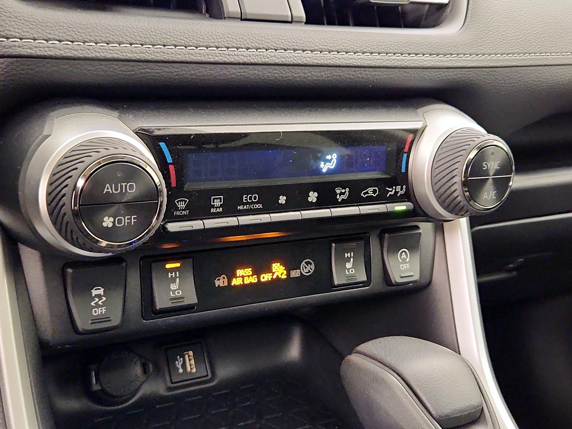 Thumbnail: 2024 Toyota RAV4 - 16