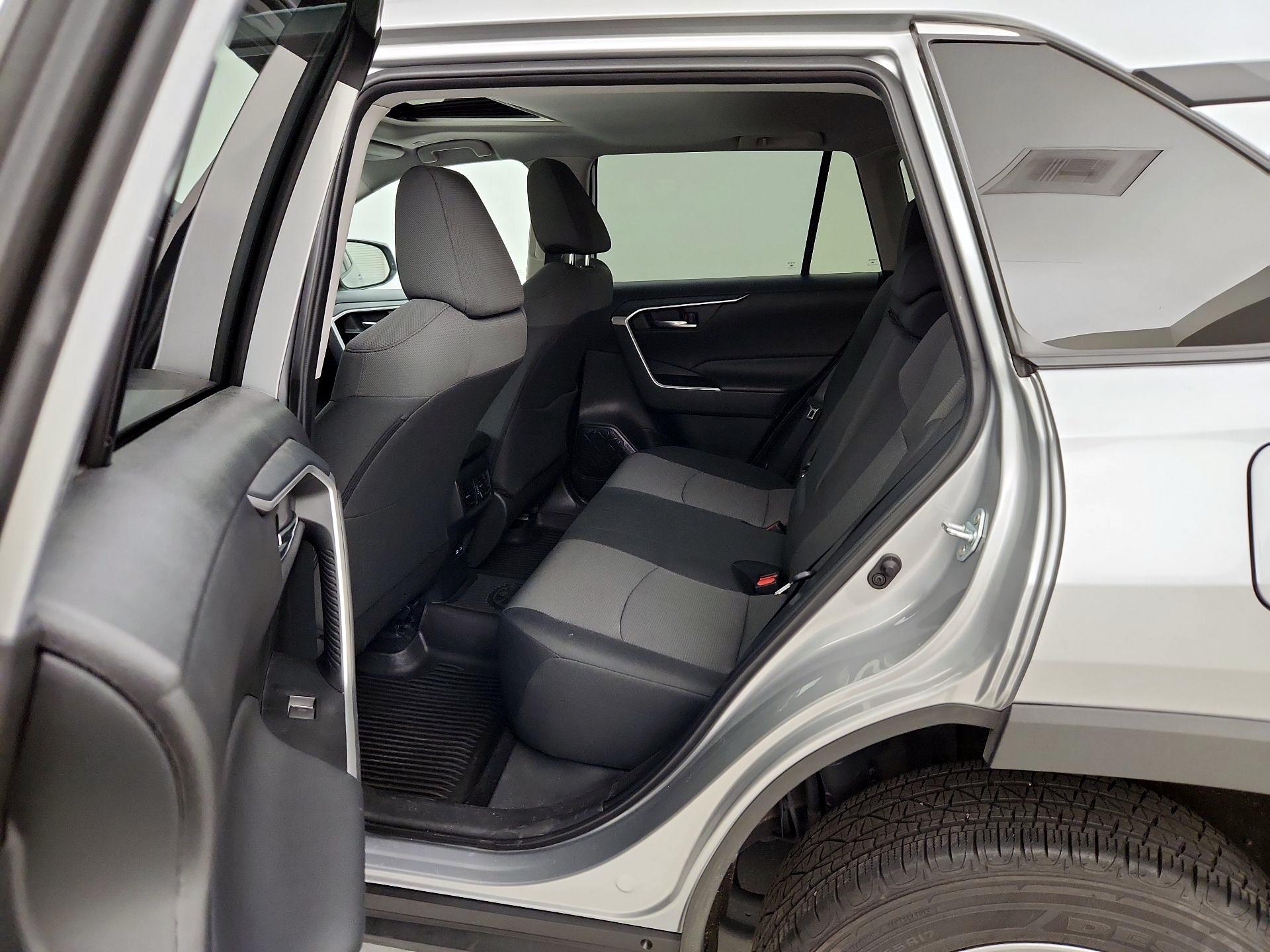 Thumbnail: 2024 Toyota RAV4 - 20