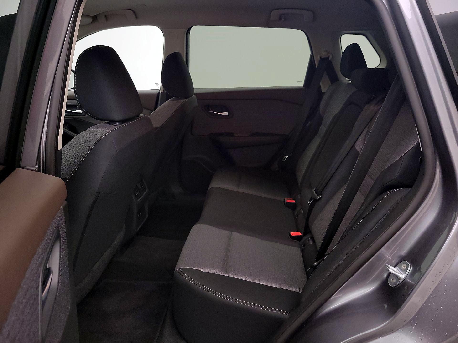 Thumbnail: 2023 Nissan Rogue - 19