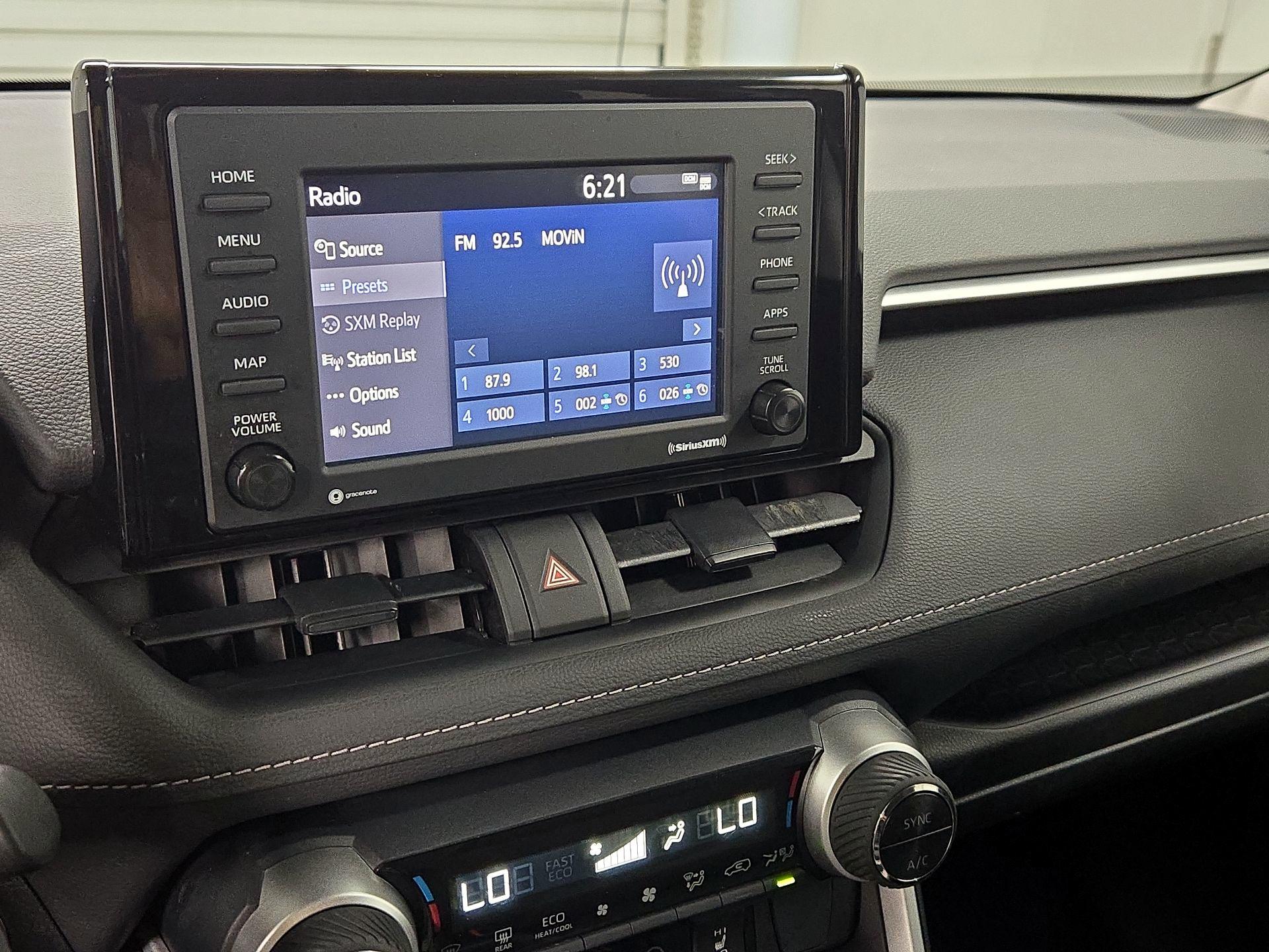 Thumbnail: 2022 Toyota RAV4 - 15