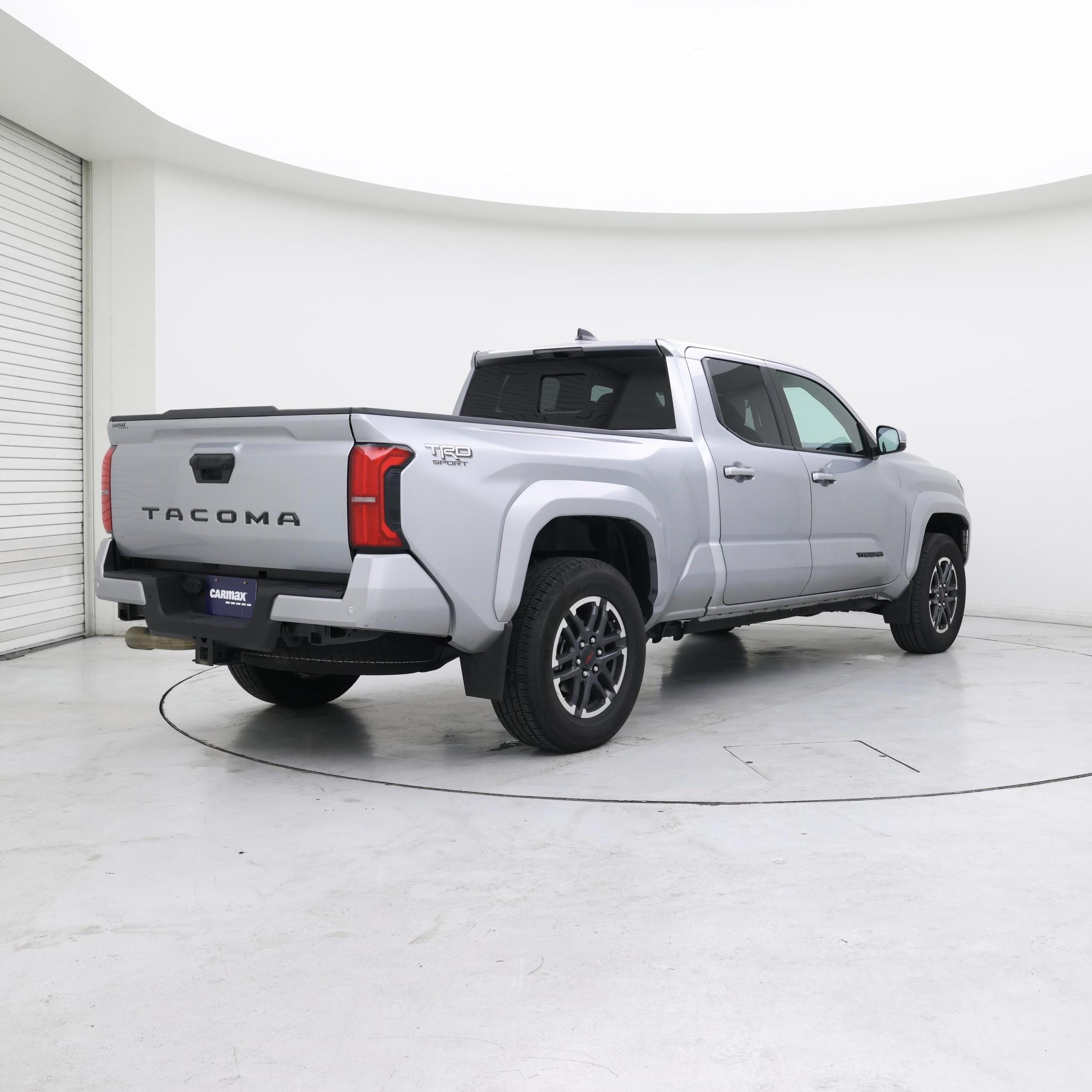 Thumbnail: 2024 Toyota Tacoma - 8