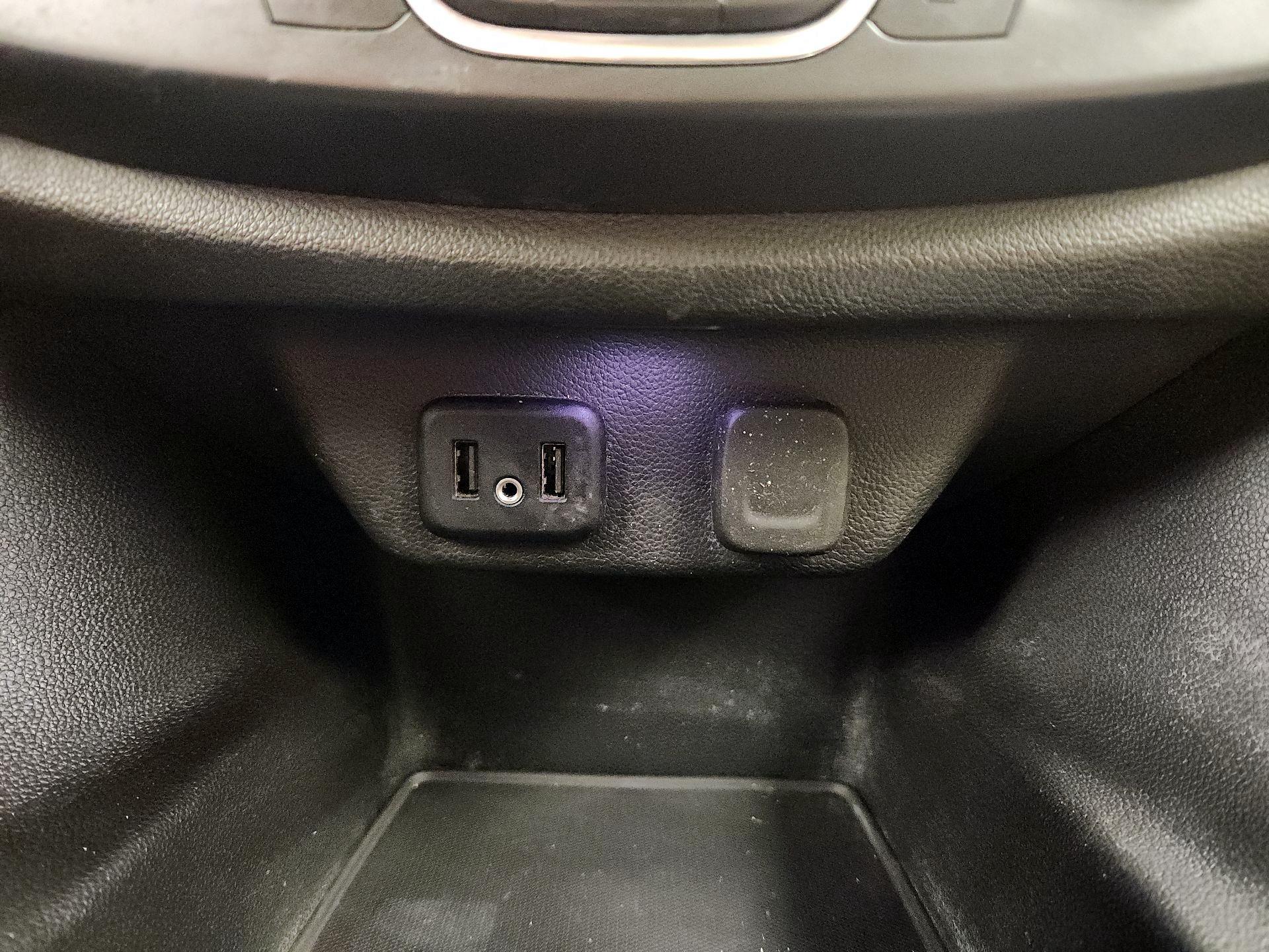 Thumbnail: 2023 Chevrolet Traverse - 18