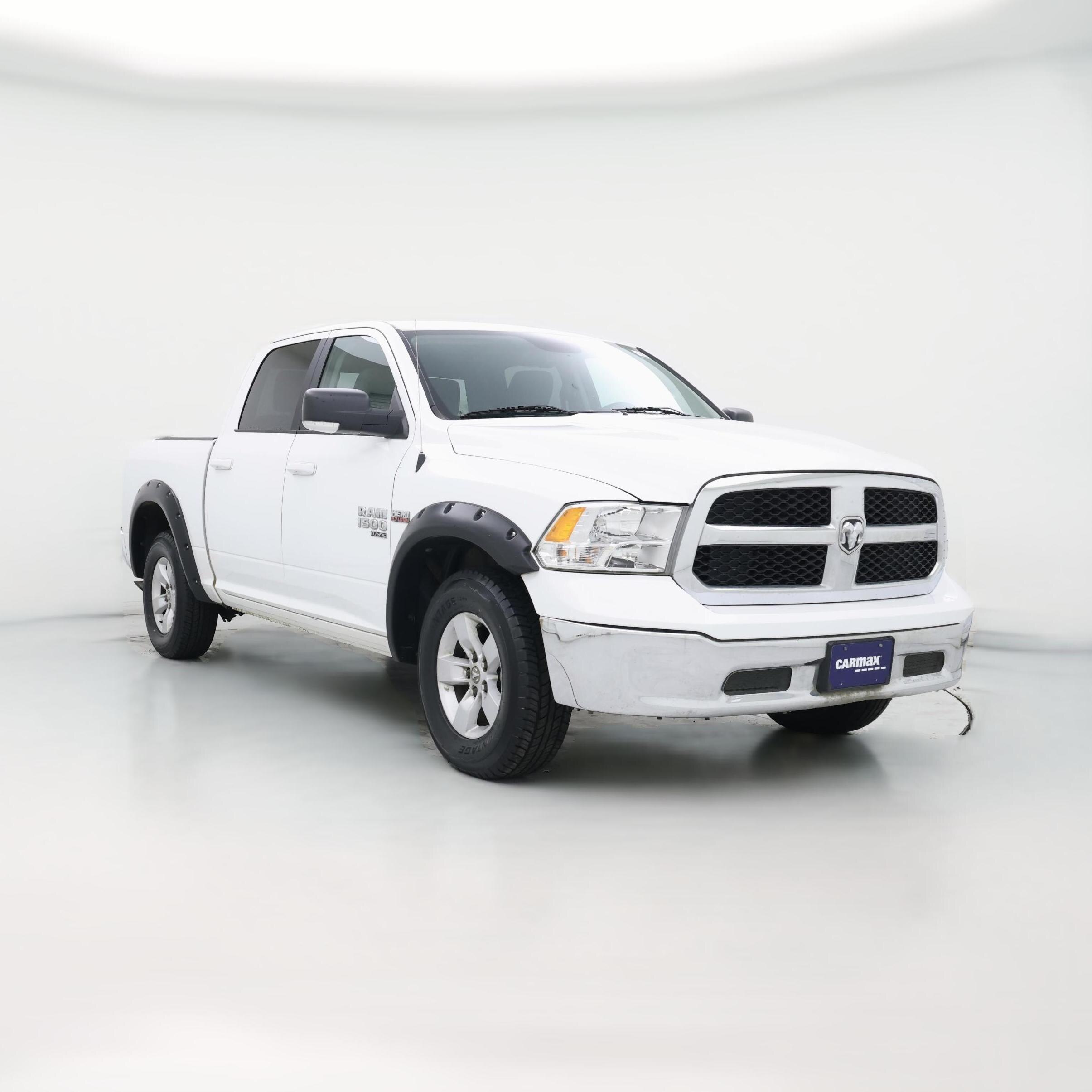 Thumbnail: 2019 RAM 1500 Classic - 1
