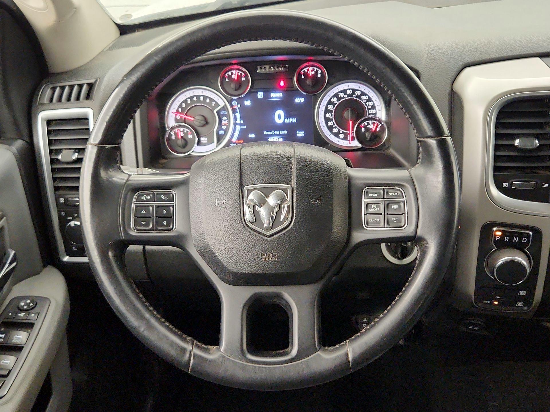 Thumbnail: 2019 RAM 1500 Classic - 10