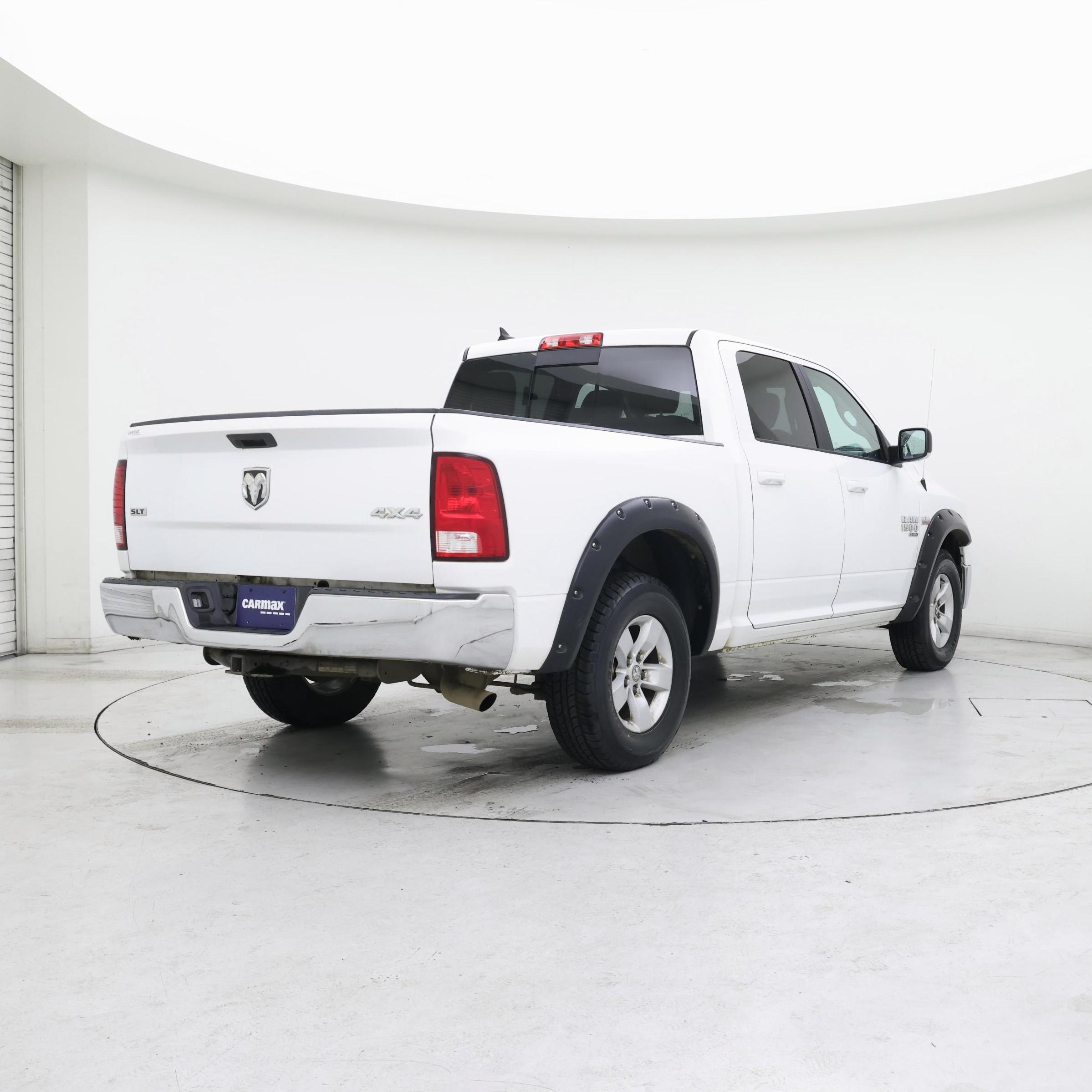 Thumbnail: 2019 RAM 1500 Classic - 8