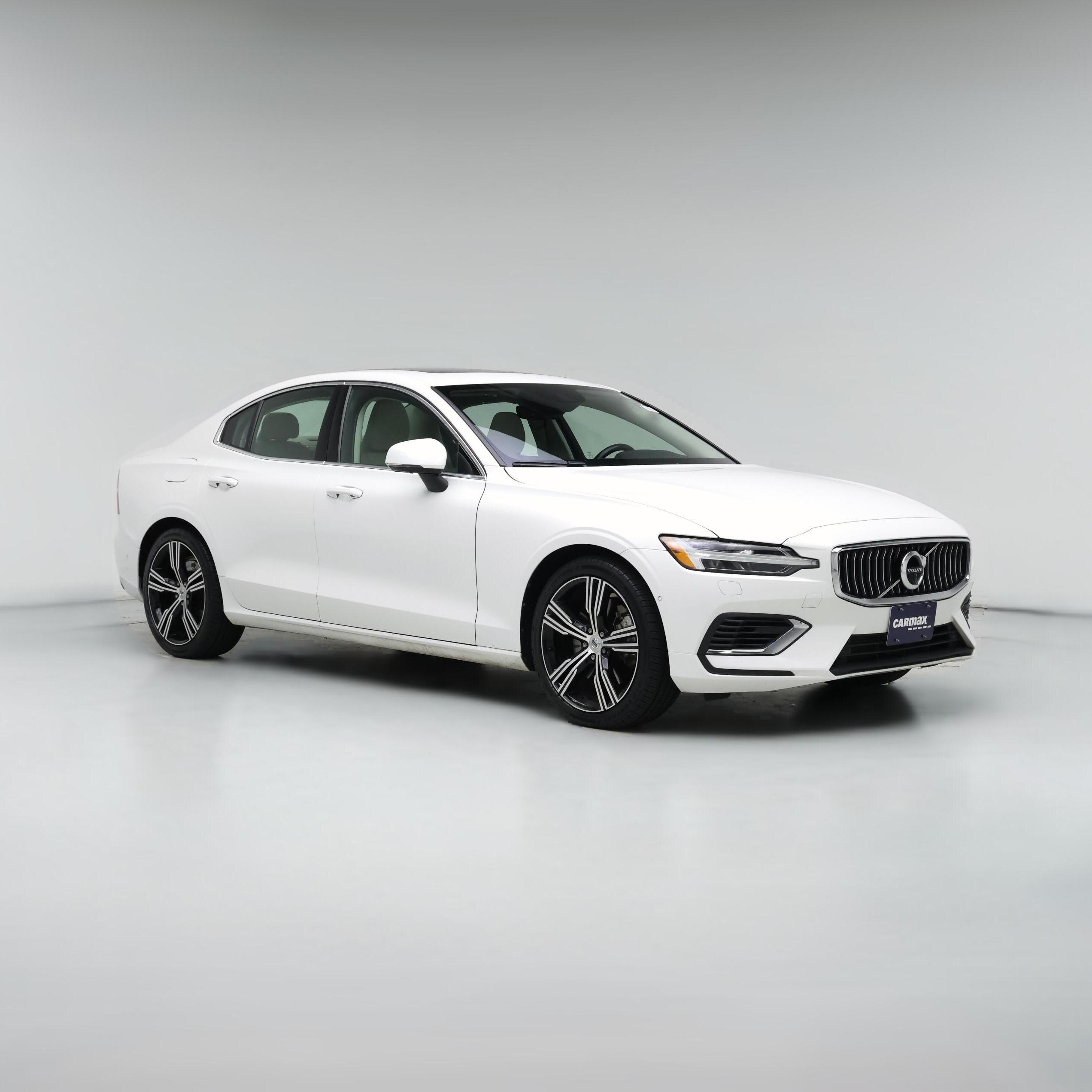 Thumbnail: 2022 Volvo S60 - 1
