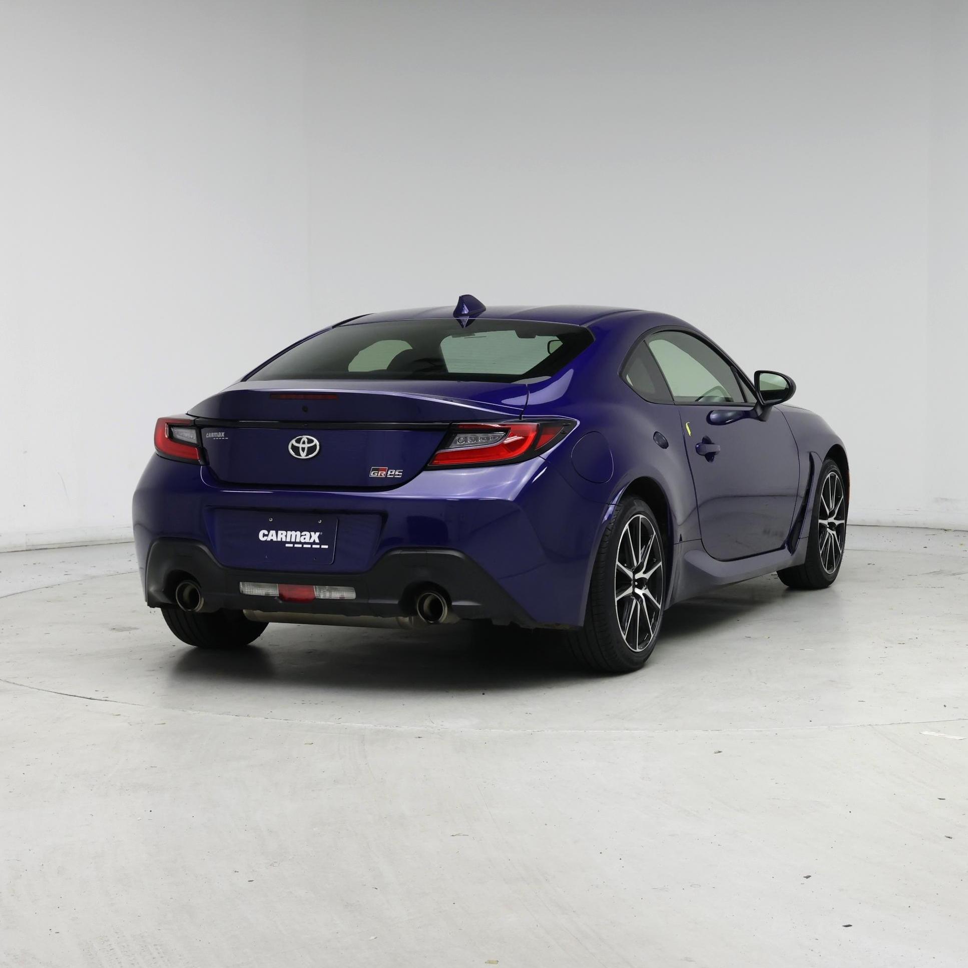 Thumbnail: 2024 Toyota GR86 - 8