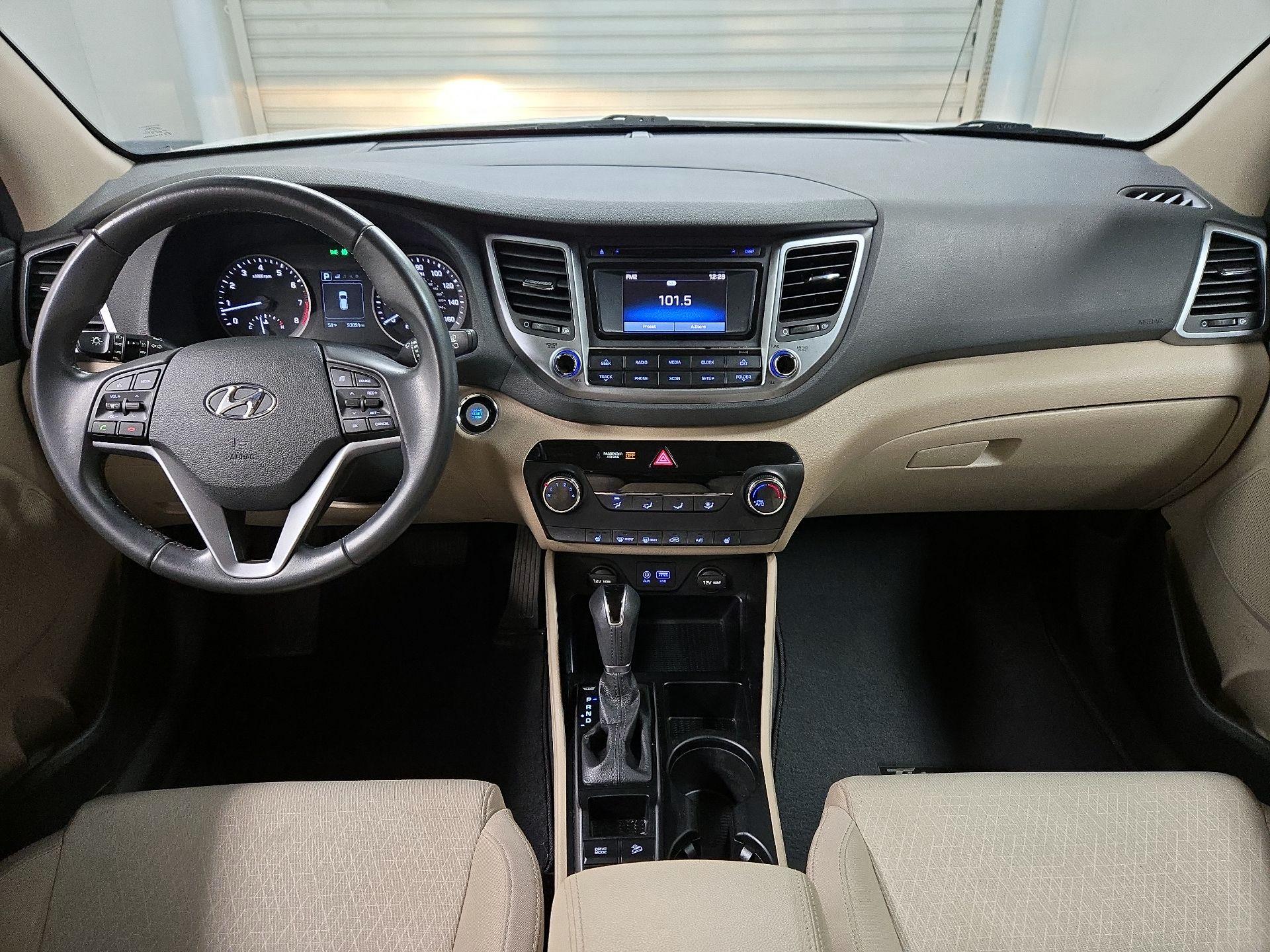 Thumbnail: 2017 Hyundai Tucson - 9